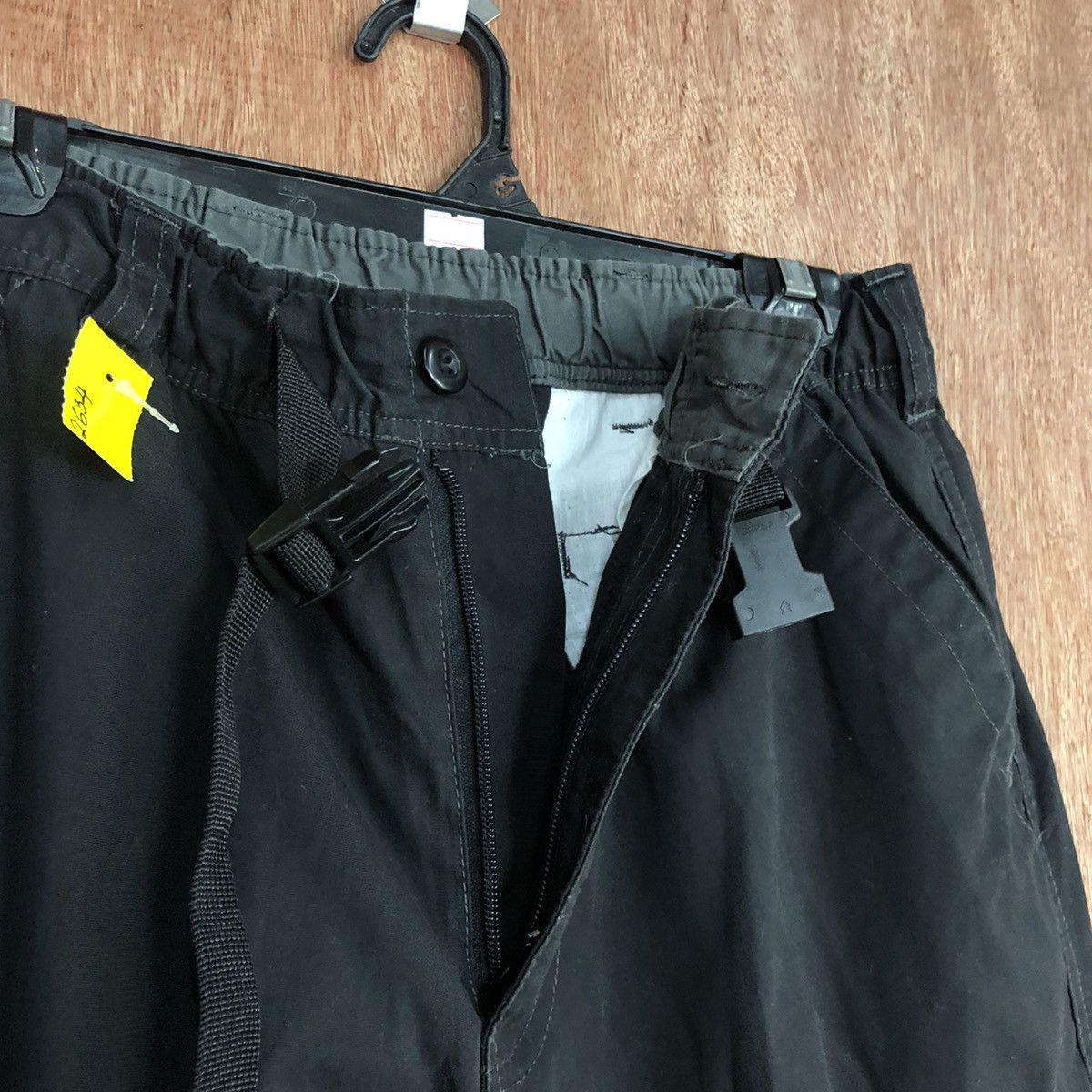 Japanese Brand Japan Black Multipocket Cargo Pants #2634 Size US 30 / EU 46 - 8 Thumbnail