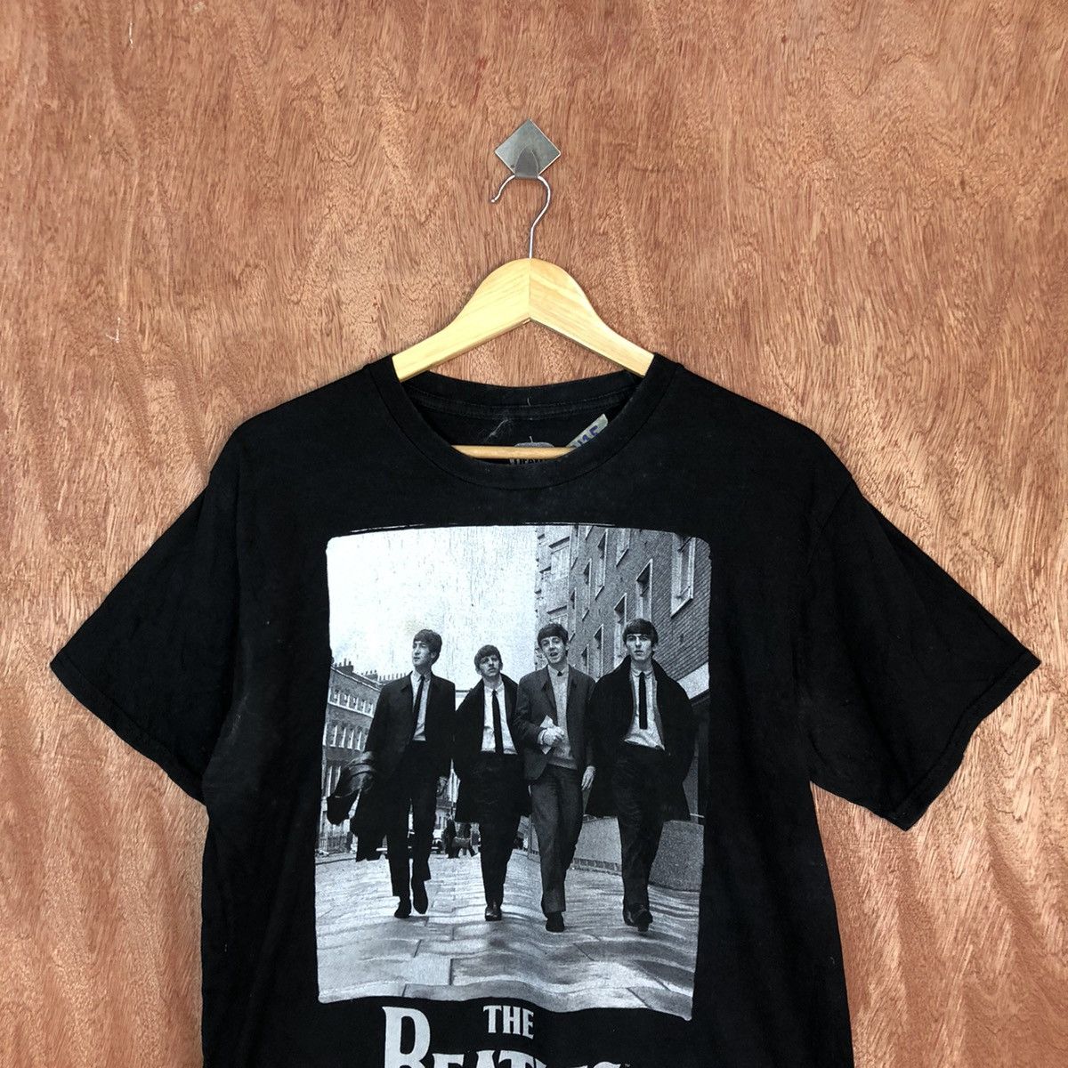 Band Tees DLL The Beatles Black Short Sleeve Shirt #2135 Size US L / EU 52-54 / 3 - 2 Thumbnail