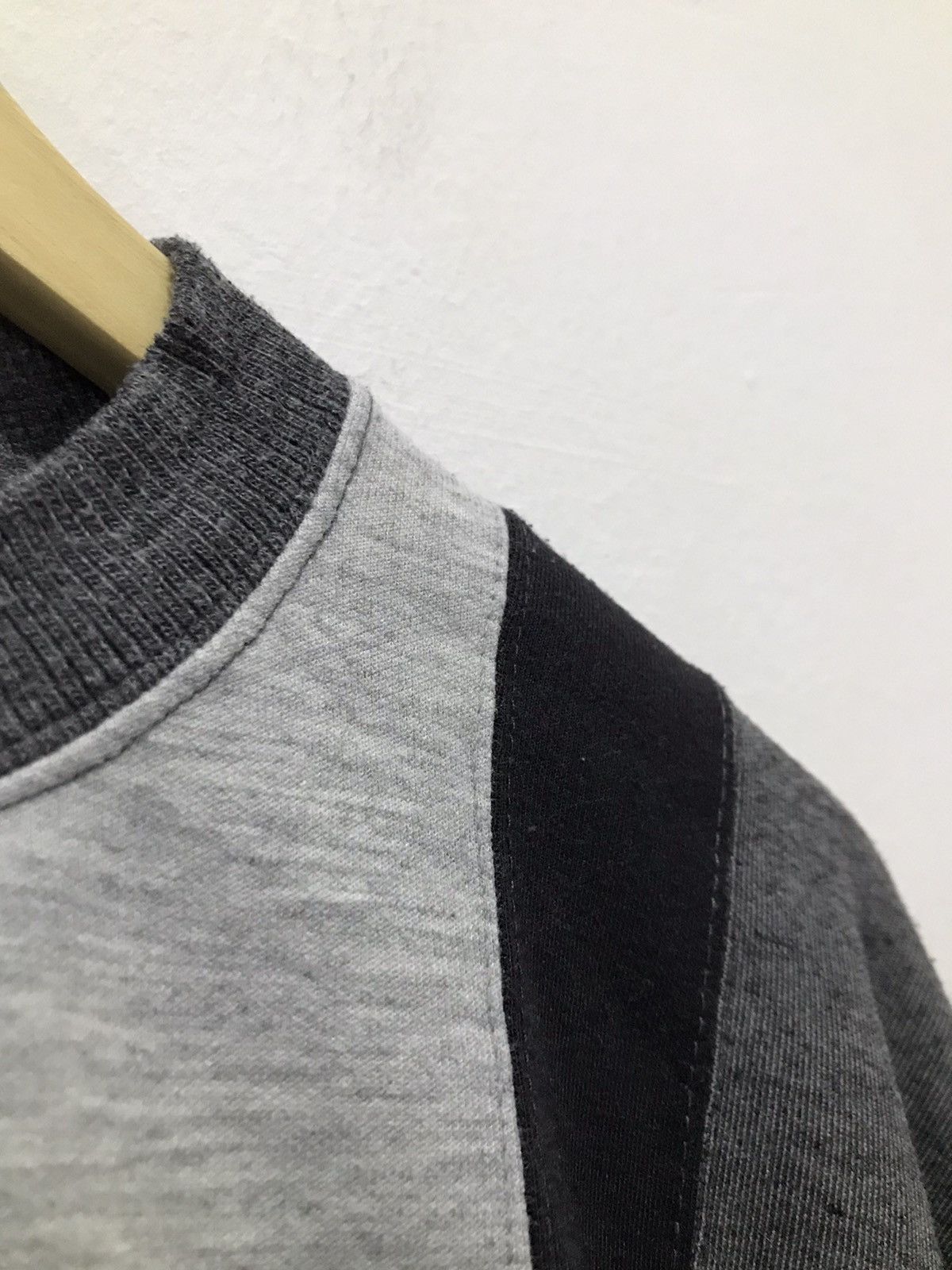Japanese Brand Niceed chest Embroidery 3tones color Sweatshirt Size US M / EU 48-50 / 2 - 12 Thumbnail