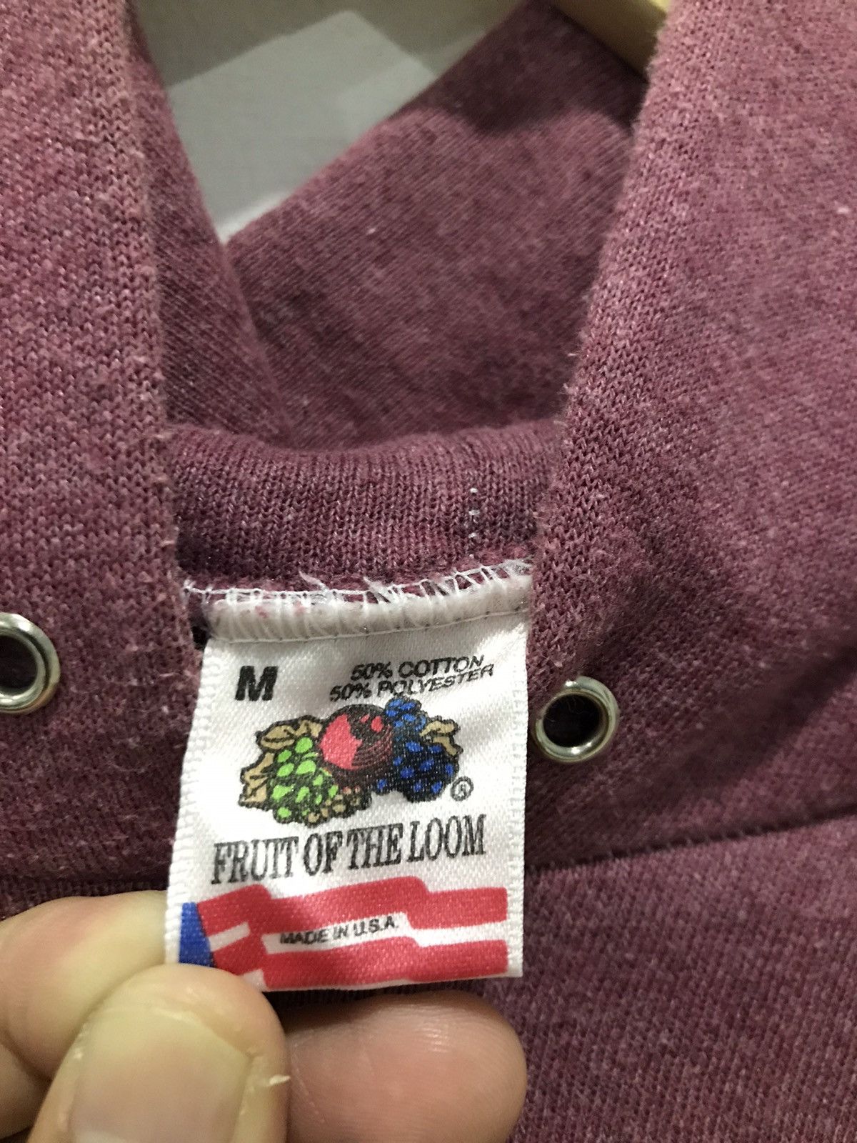 Fruit Of The Loom Vtg Alamo maroon hooded sweatshirt Size US M / EU 48-50 / 2 - 9 Thumbnail