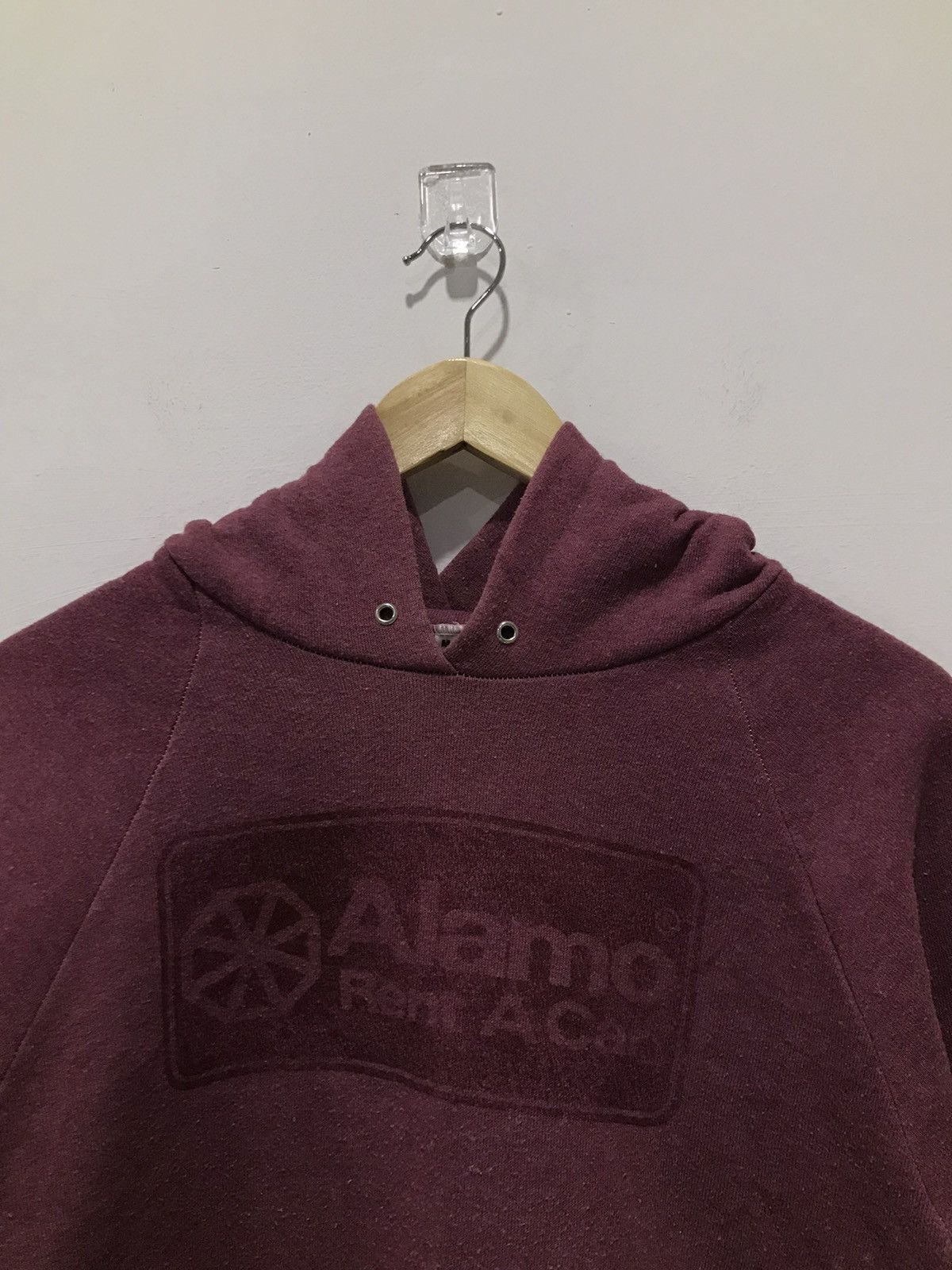 Fruit Of The Loom Vtg Alamo maroon hooded sweatshirt Size US M / EU 48-50 / 2 - 3 Thumbnail
