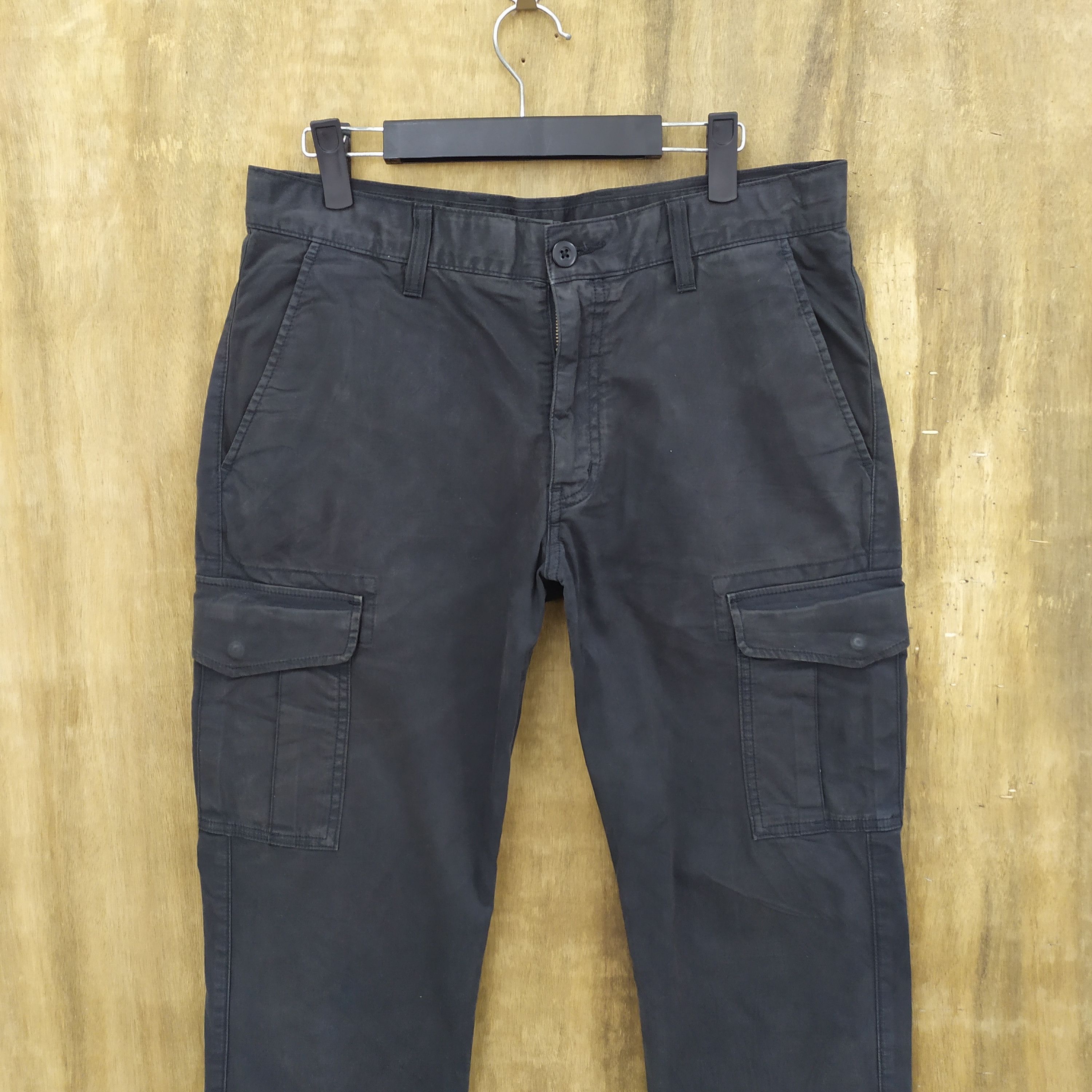 Japanese Brand JAPAN BLACK SKINNY CARGO PANTS Size US 30 / EU 46 - 2 Thumbnail