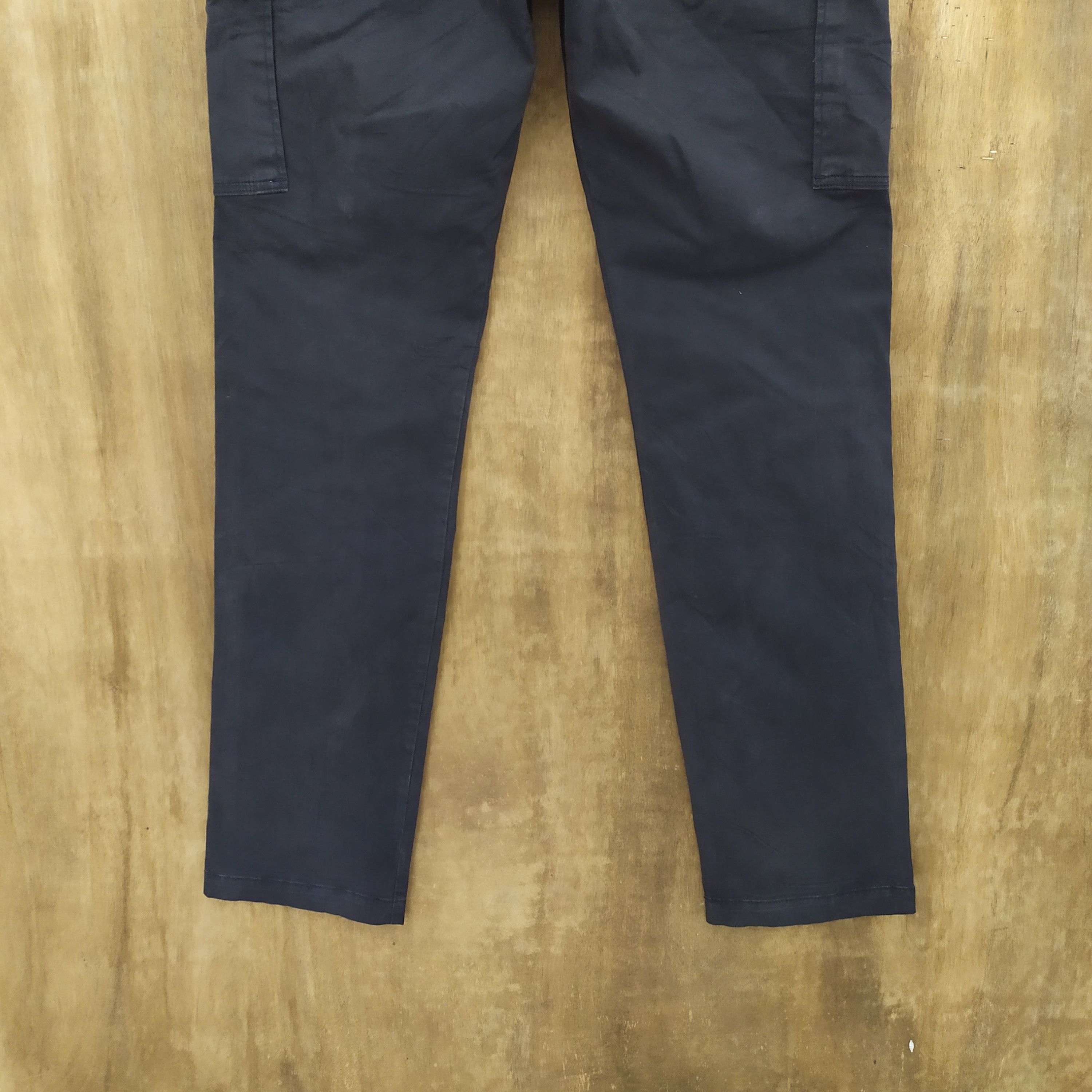 Japanese Brand JAPAN BLACK SKINNY CARGO PANTS Size US 30 / EU 46 - 9 Thumbnail