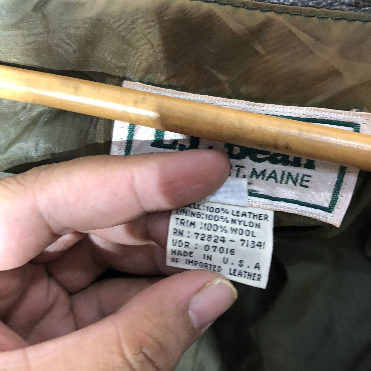 Japanese Brand VINTAGE 80's L.L.BEAN LEATHER JACKET BOMBER JACKET Size US S / EU 44-46 / 1 - 14 Thumbnail