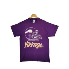 Sports / College Vintage NFL Minnesota Vikings Tee Shirt by Liquid Blue Size XL Made in USA