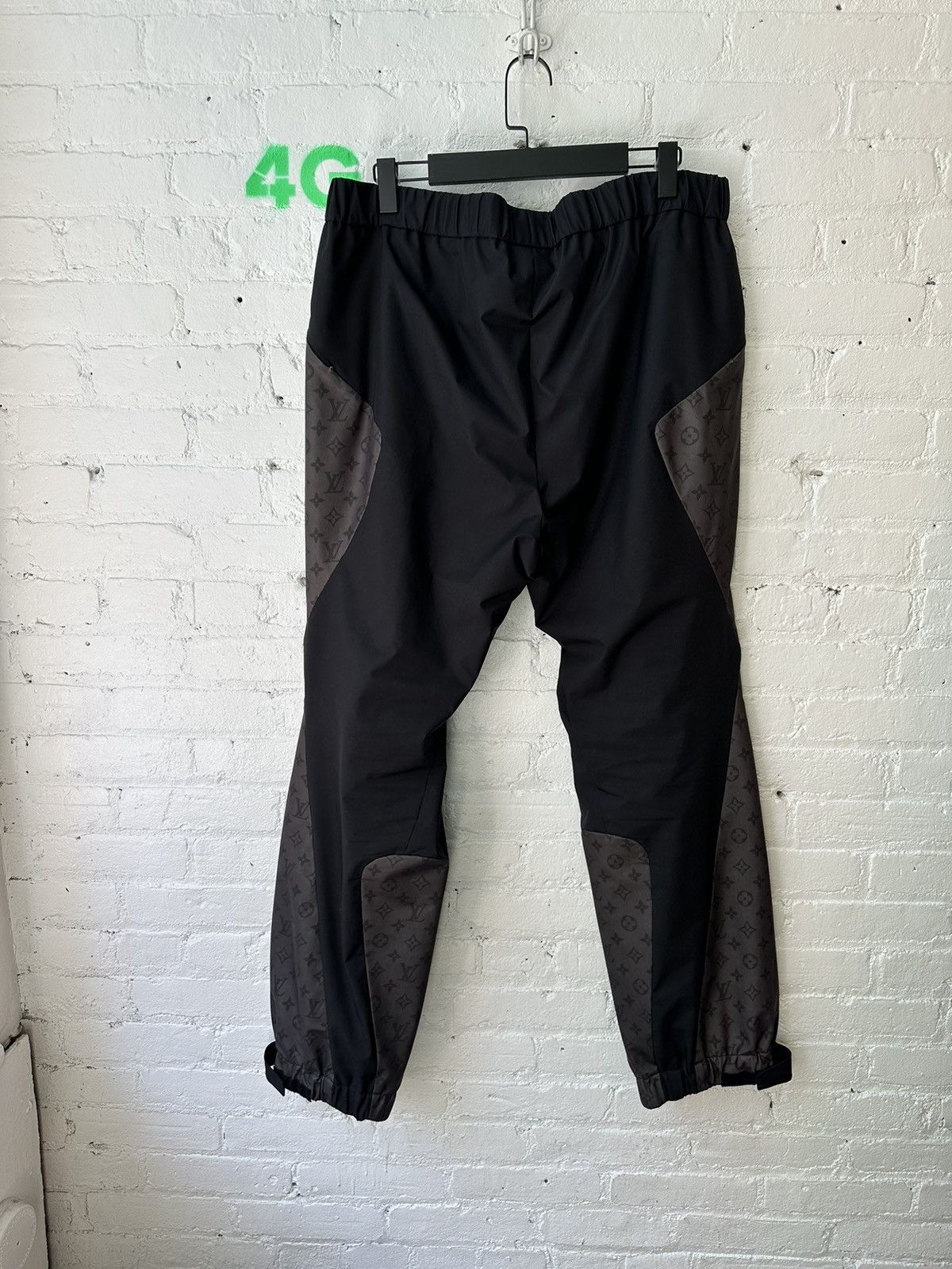 Louis Vuitton × Virgil Abloh LV Virgil Louis Vuitton Jogger Logo Pants Fits L- XXL Size US 34 / EU 50 - 9 Thumbnail