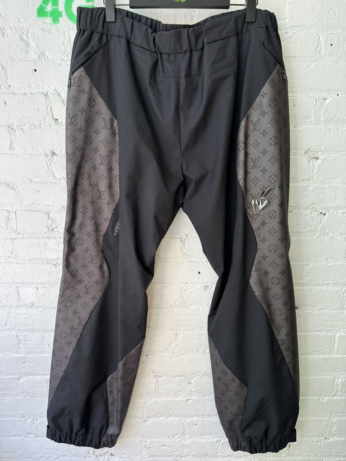 Louis Vuitton × Virgil Abloh LV Virgil Louis Vuitton Jogger Logo Pants Fits L- XXL Size US 34 / EU 50 - 2 Thumbnail