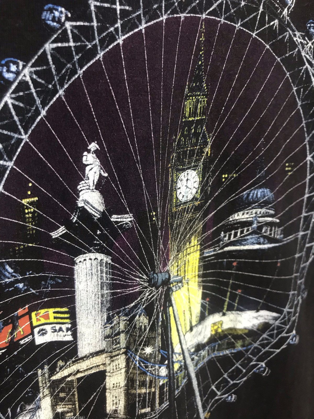 Vintage Vintage Zip It London graphic t-shirt Size US M / EU 48-50 / 2 - 4 Thumbnail