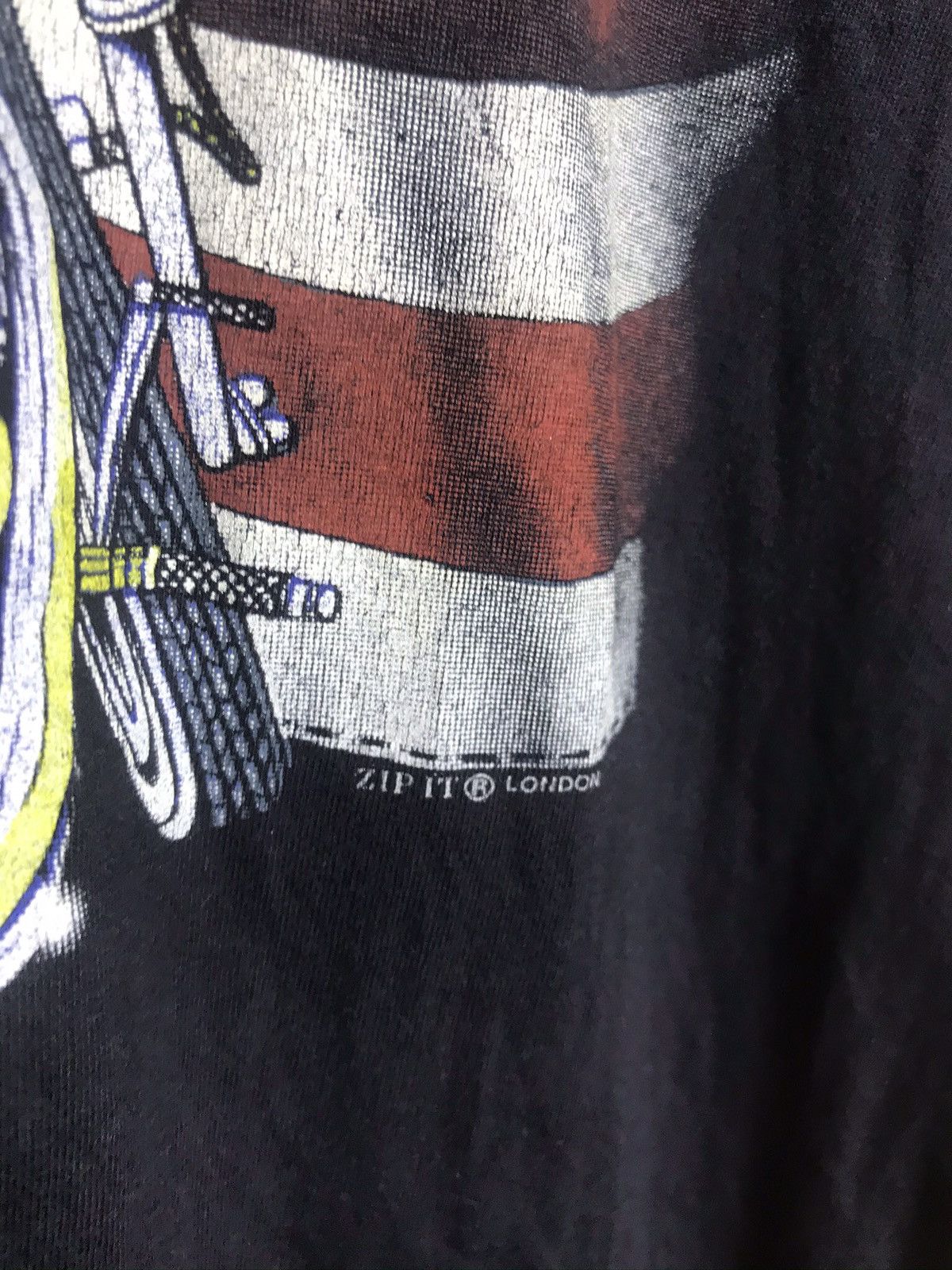 Vintage Vintage Zip It London Americas best t-shirt Size US XL / EU 56 / 4 - 5 Thumbnail