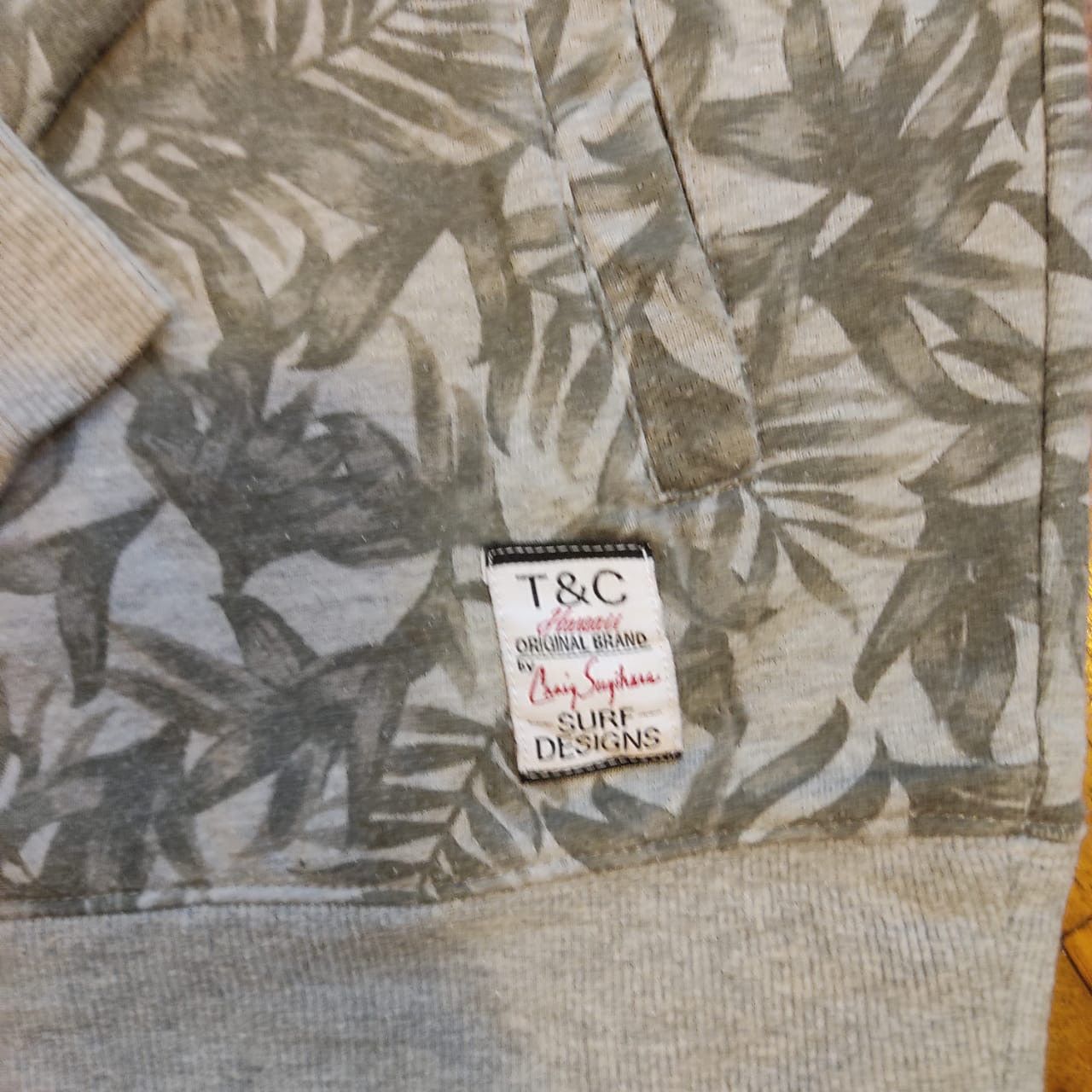 Vintage Vintage T&C surf design SW 7 Size US L / EU 52-54 / 3 - 4 Thumbnail