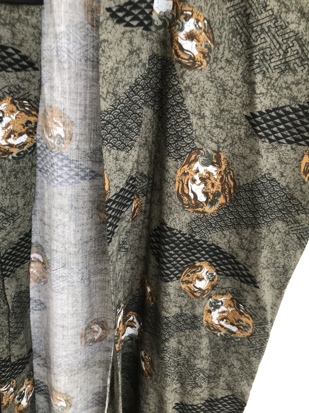 Japanese Brand Vintage Handmade Kimono Noragi Fighting Dragon Size US L / EU 52-54 / 3 - 7 Thumbnail