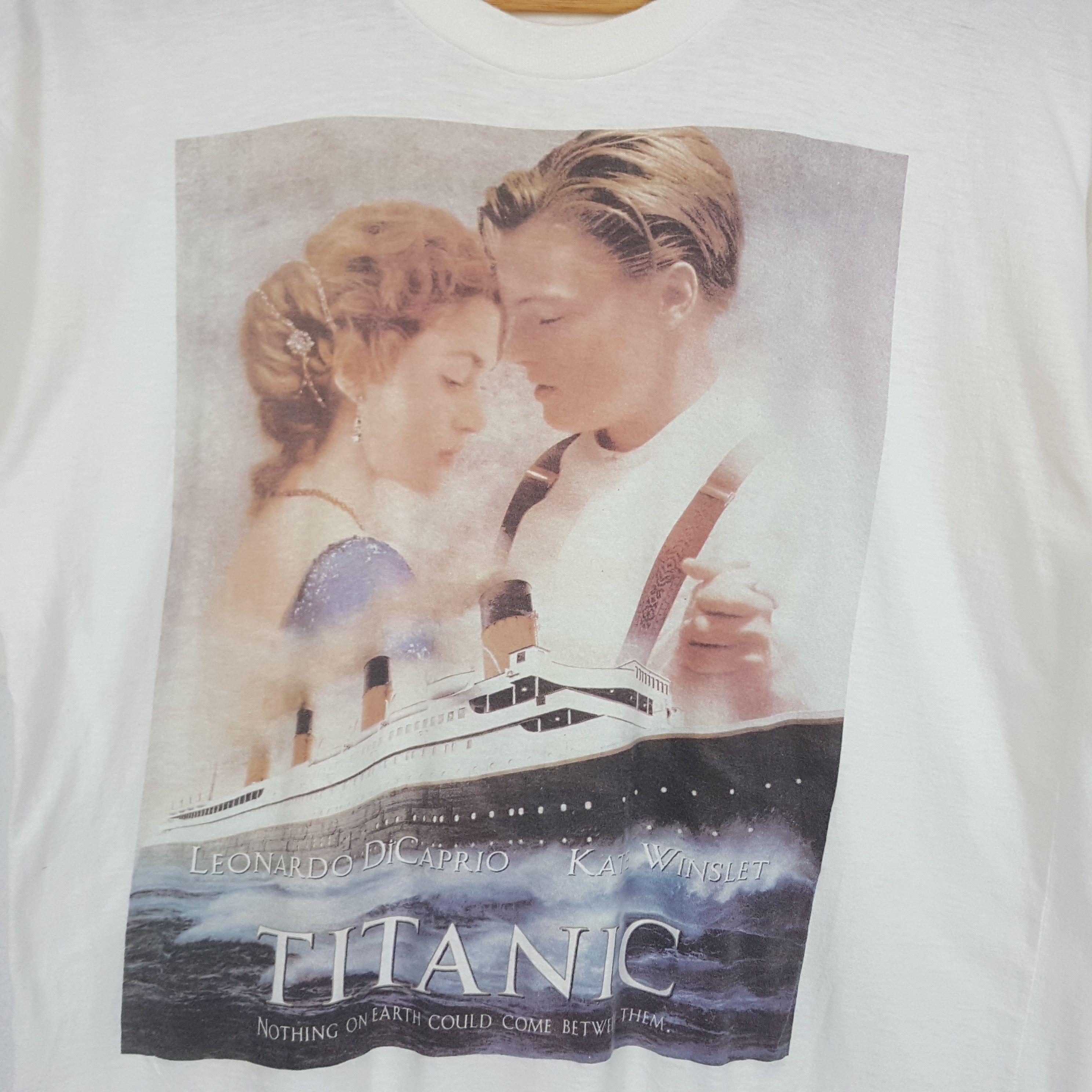 Vintage Vintage TITANIC Romantic Story Promo Movie t-Shirt Size US L / EU 52-54 / 3 - 5 Thumbnail