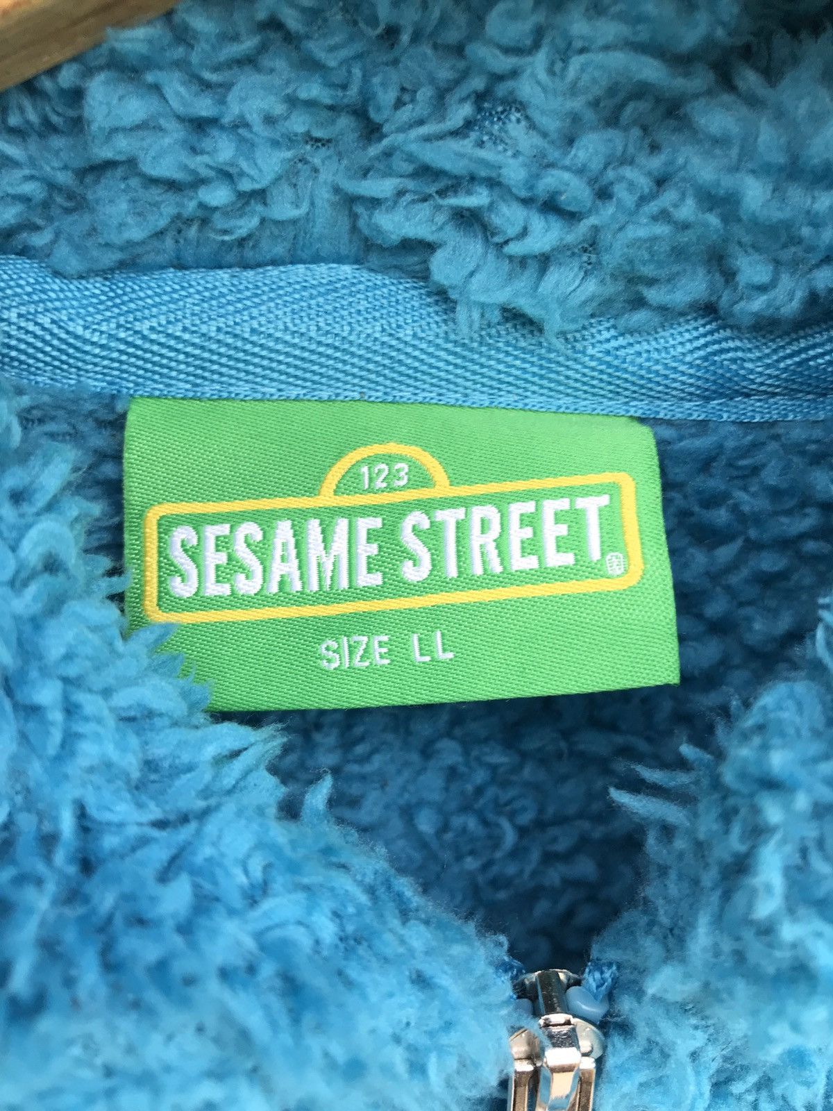 Cartoon Network Sesame Street Fleece Hopdie Zipper Sweatshirt Size US L / EU 52-54 / 3 - 4 Thumbnail
