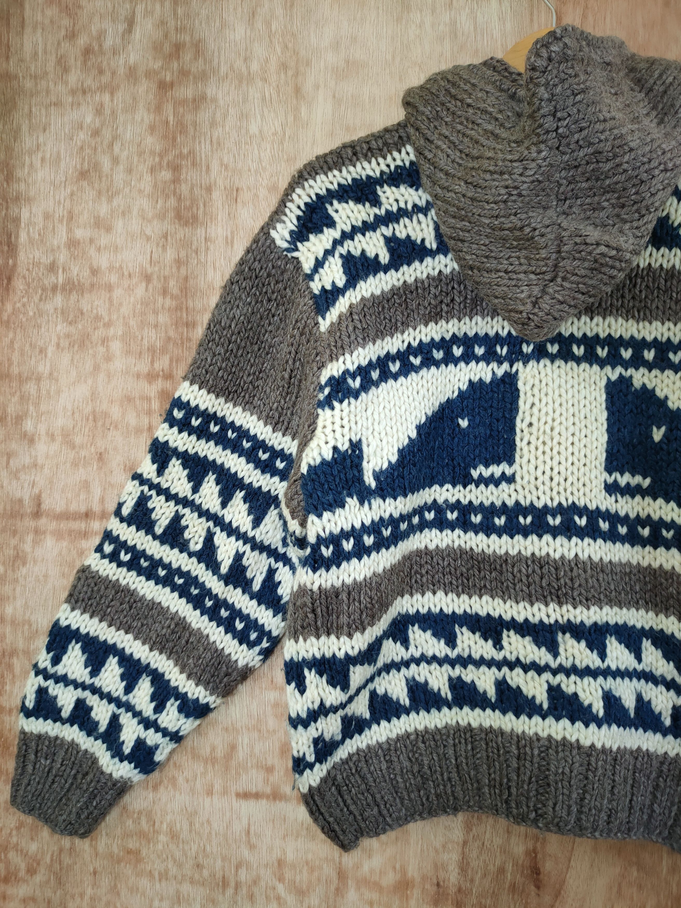 Aran Crafts My Romance whale art aran isle cable knitwear hoodie #46-596 Size S / US 4 / IT 40 - 8 Thumbnail