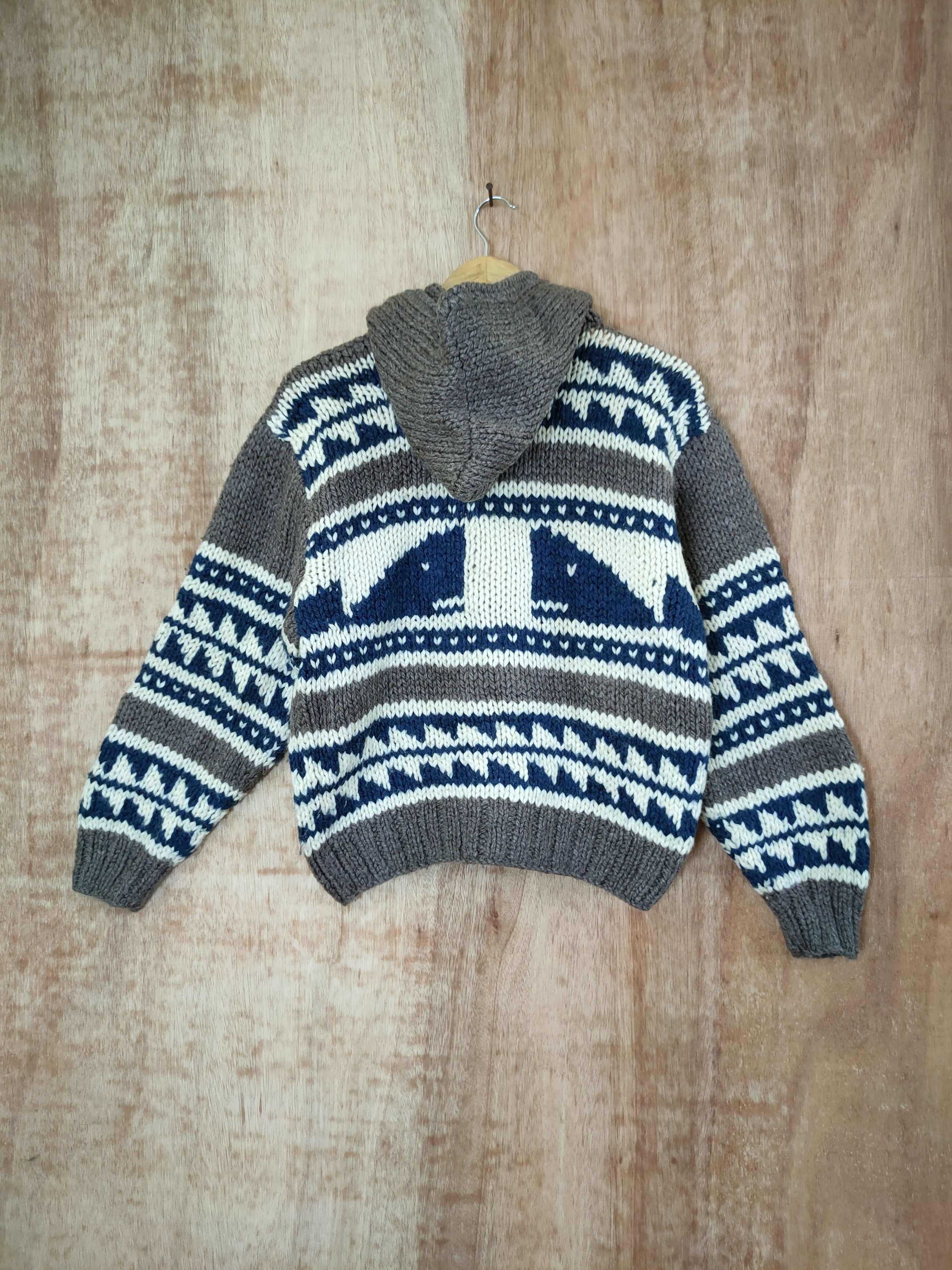 Aran Crafts My Romance whale art aran isle cable knitwear hoodie #46-596 Size S / US 4 / IT 40 - 7 Thumbnail