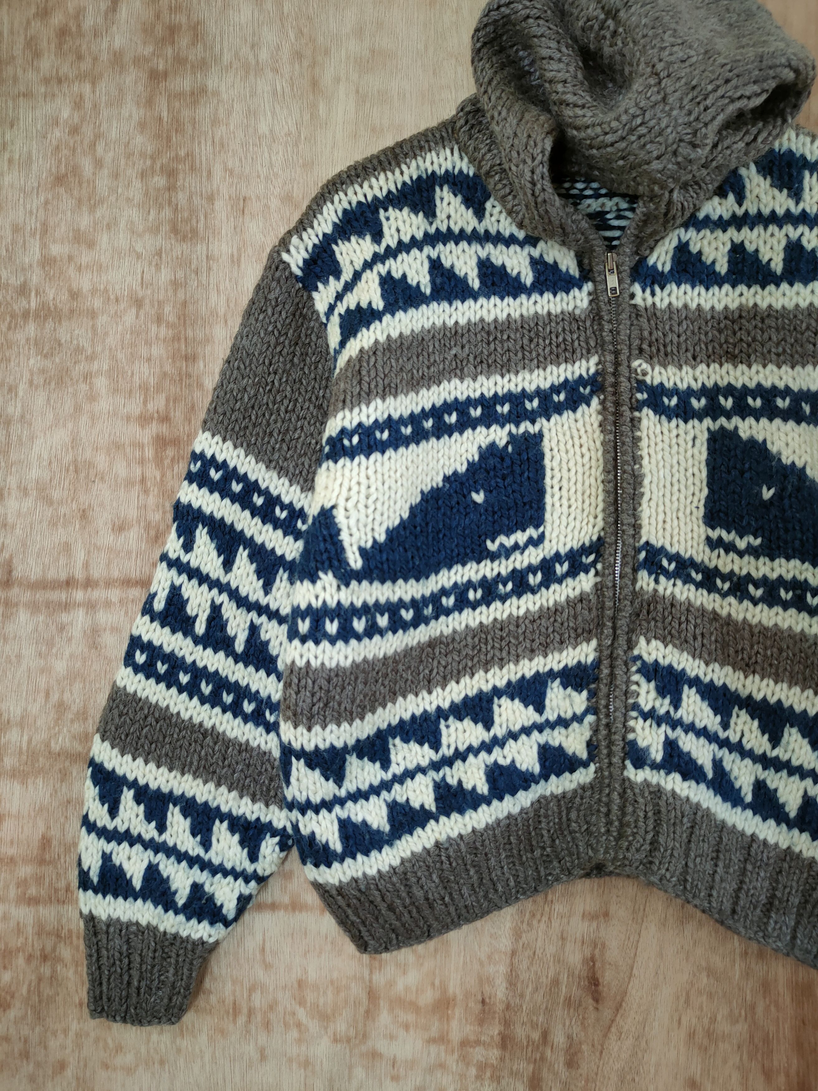 Aran Crafts My Romance whale art aran isle cable knitwear hoodie #46-596 Size S / US 4 / IT 40 - 2 Thumbnail