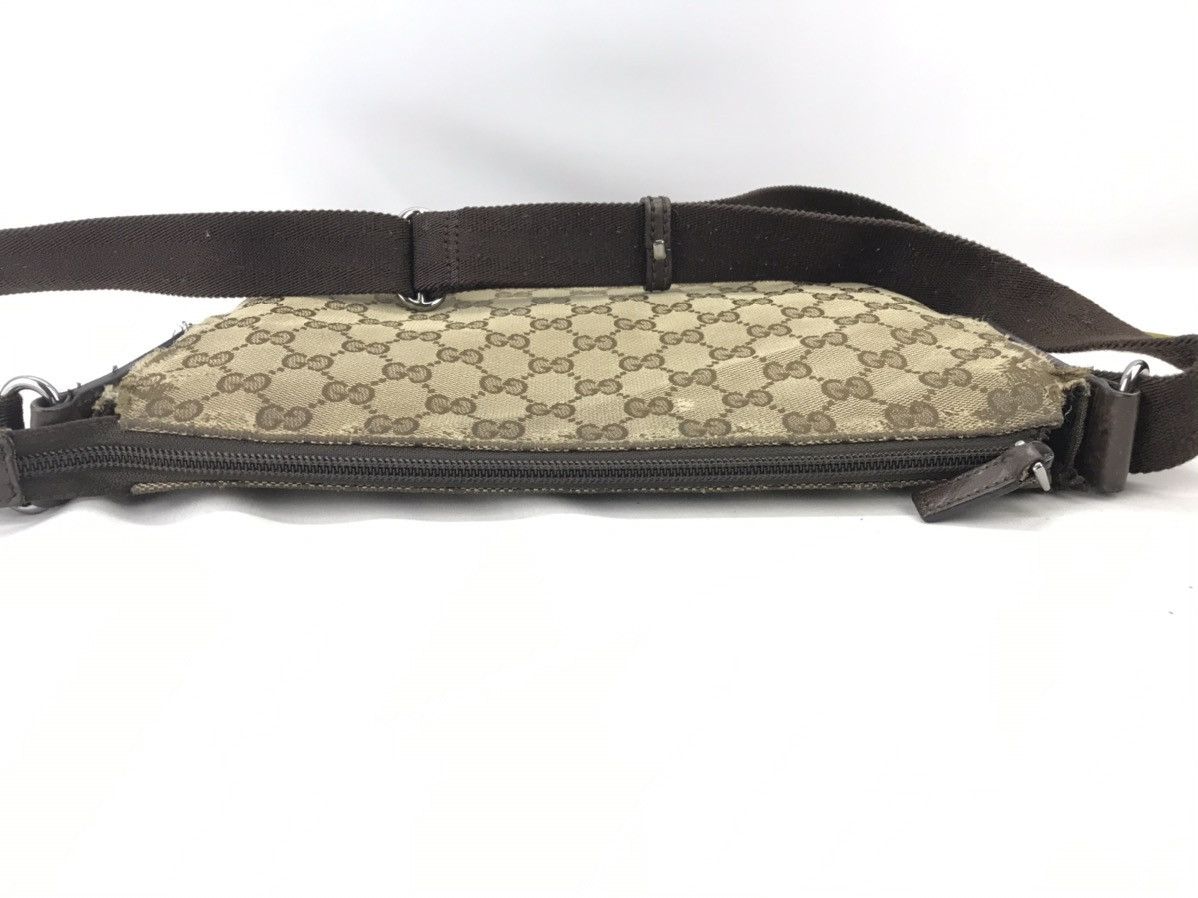 Gucci ❌Last Drop❌🔥Rare🔥Auth Vintage Gucci GG Cross body bag Size ONE SIZE - 15 Thumbnail