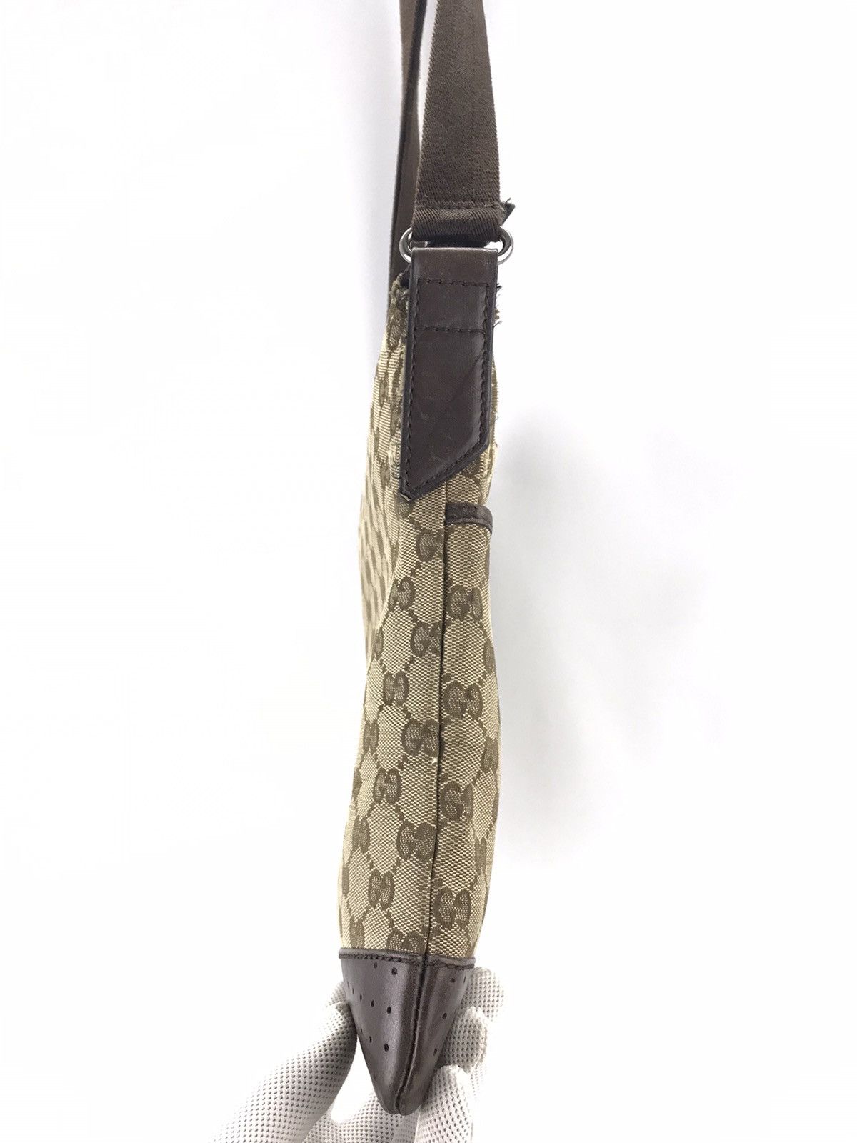 Gucci ❌Last Drop❌🔥Rare🔥Auth Vintage Gucci GG Cross body bag Size ONE SIZE - 9 Thumbnail