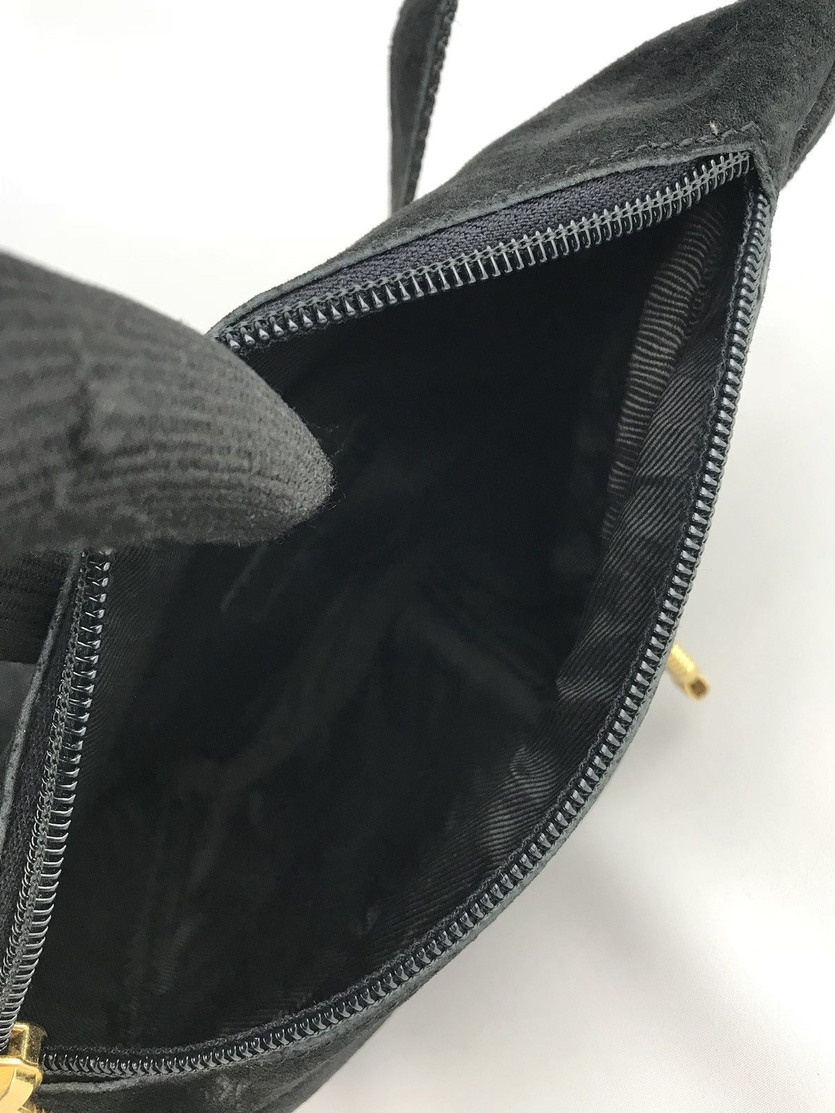 Moschino × Vintage ❌Last Drop❌ 🔥Rare🔥Vintage Moschino Leather Waistbag Size ONE SIZE - 20 Thumbnail