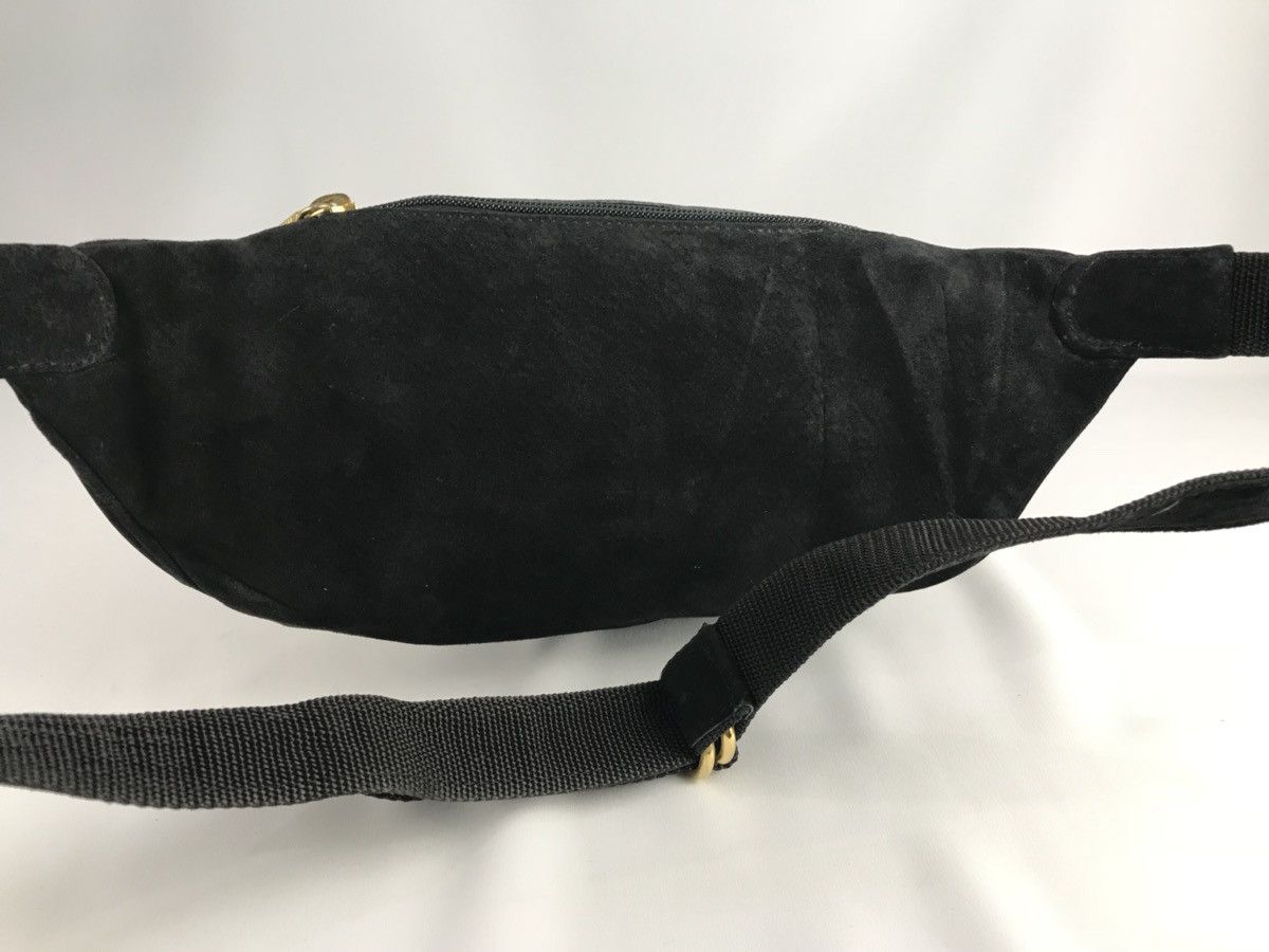 Moschino × Vintage ❌Last Drop❌ 🔥Rare🔥Vintage Moschino Leather Waistbag Size ONE SIZE - 9 Thumbnail