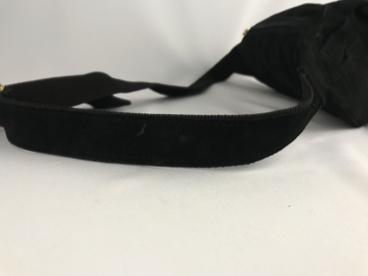 Moschino × Vintage ❌Last Drop❌ 🔥Rare🔥Vintage Moschino Leather Waistbag Size ONE SIZE - 16 Thumbnail