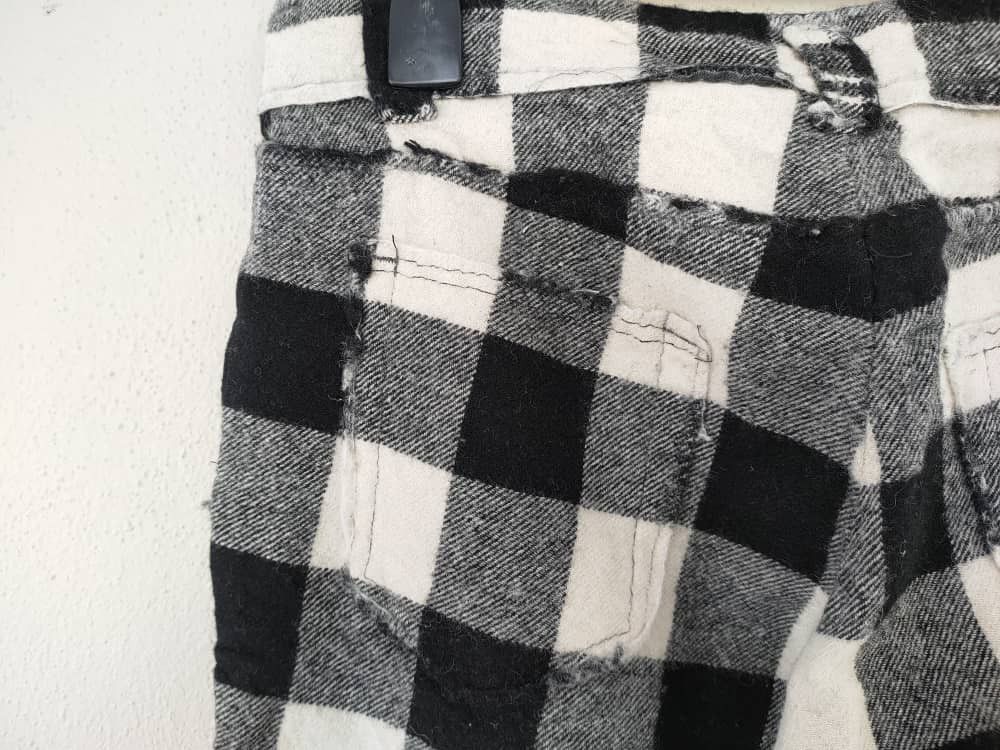 Comme des Garcons ❎ Ad 2004 CDG Wool Checkered Crop Pant Size 32" / US 10 / IT 46 - 11 Thumbnail