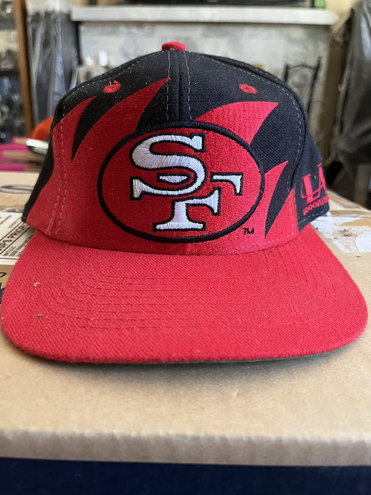 Apex One × Pro Line San Francisco 49ers NFL Vintage Snapback Hat Size ONE SIZE - 1 Thumbnail