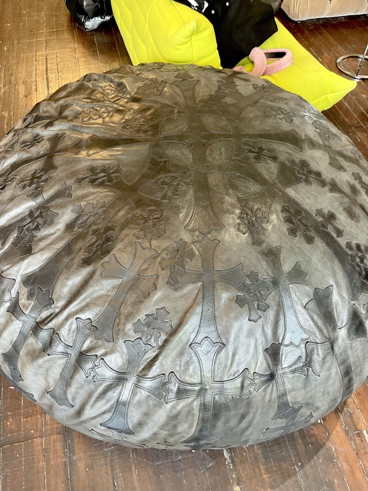 CHROME HEARTS XXXL OVERSIZED CHAIR BEANBAG LEATHER CROSS