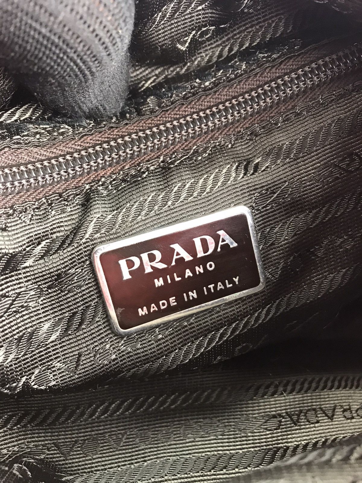 Prada ❌Last Drop❌ Authentic Prada Nylon Shoulderbag Sun faded Size ONE SIZE - 23 Thumbnail