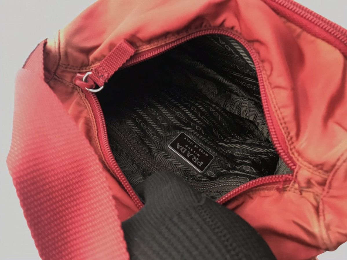 Prada ❌Last Drop❌ Authentic Prada Nylon Shoulderbag Sun faded Size ONE SIZE - 22 Thumbnail