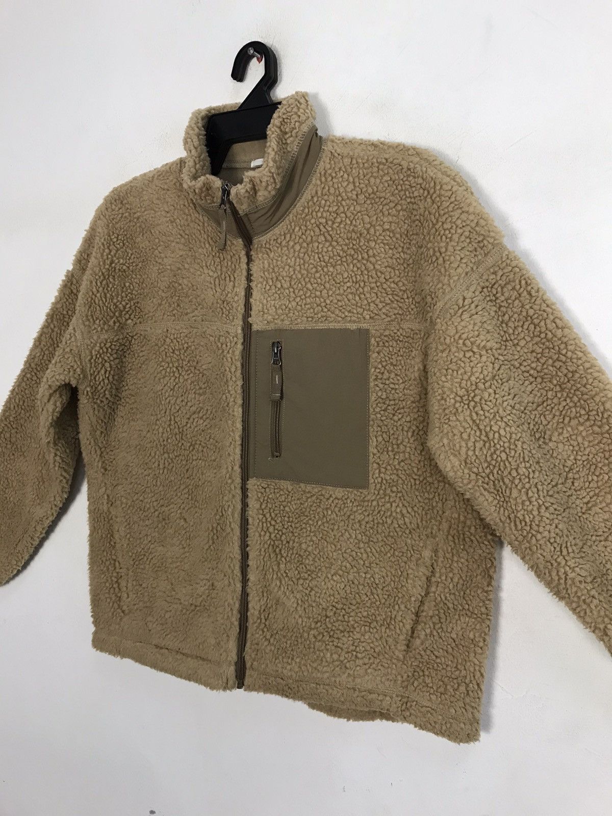 Japanese Brand Gu Japanesebrand Sherpa Pocket Zipper Style Size US L / EU 52-54 / 3 - 4 Thumbnail