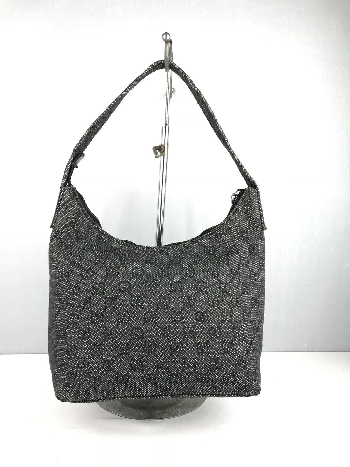 Gucci ❌Last Drop❌ 🔥 Rare🔥 Authentic Gucci GG Hobo Bag Size ONE SIZE - 5 Thumbnail