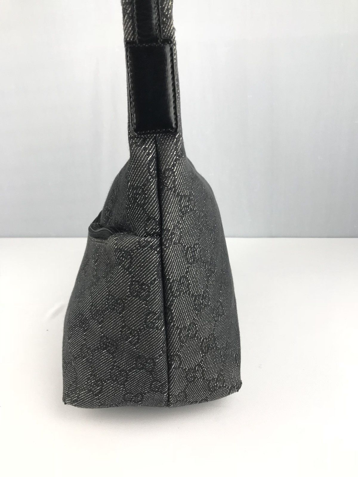 Gucci ❌Last Drop❌ 🔥 Rare🔥 Authentic Gucci GG Hobo Bag Size ONE SIZE - 8 Thumbnail