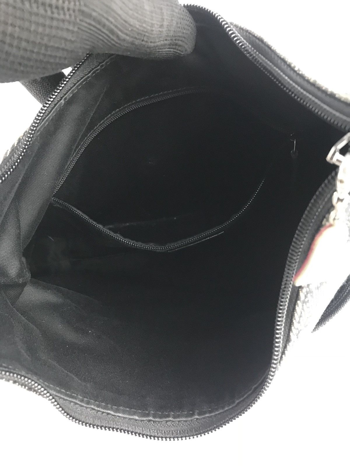 Gucci ❌Last Drop❌ 🔥 Rare🔥 Authentic Gucci GG Hobo Bag Size ONE SIZE - 19 Thumbnail