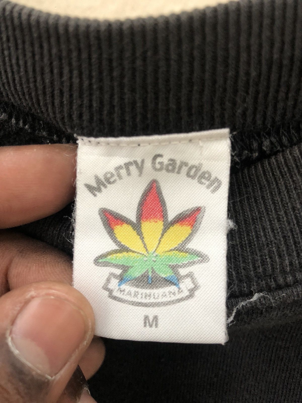 Bob Marley × Roots Merry Garden MARIJUANA Sweatshirt big print Rasta canabis Size US M / EU 48-50 / 2 - 11 Thumbnail