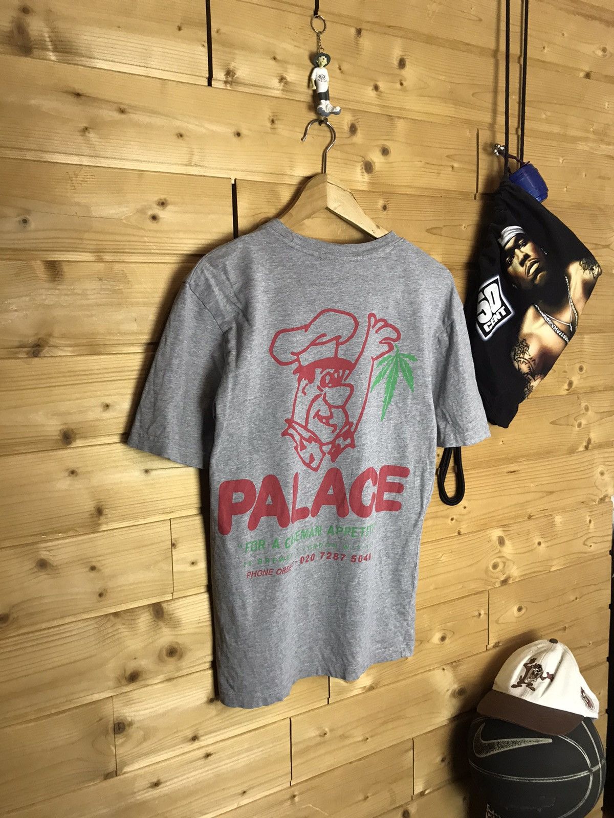 Palace Palace caveman t-shirt Size US S / EU 44-46 / 1 - 1 Thumbnail