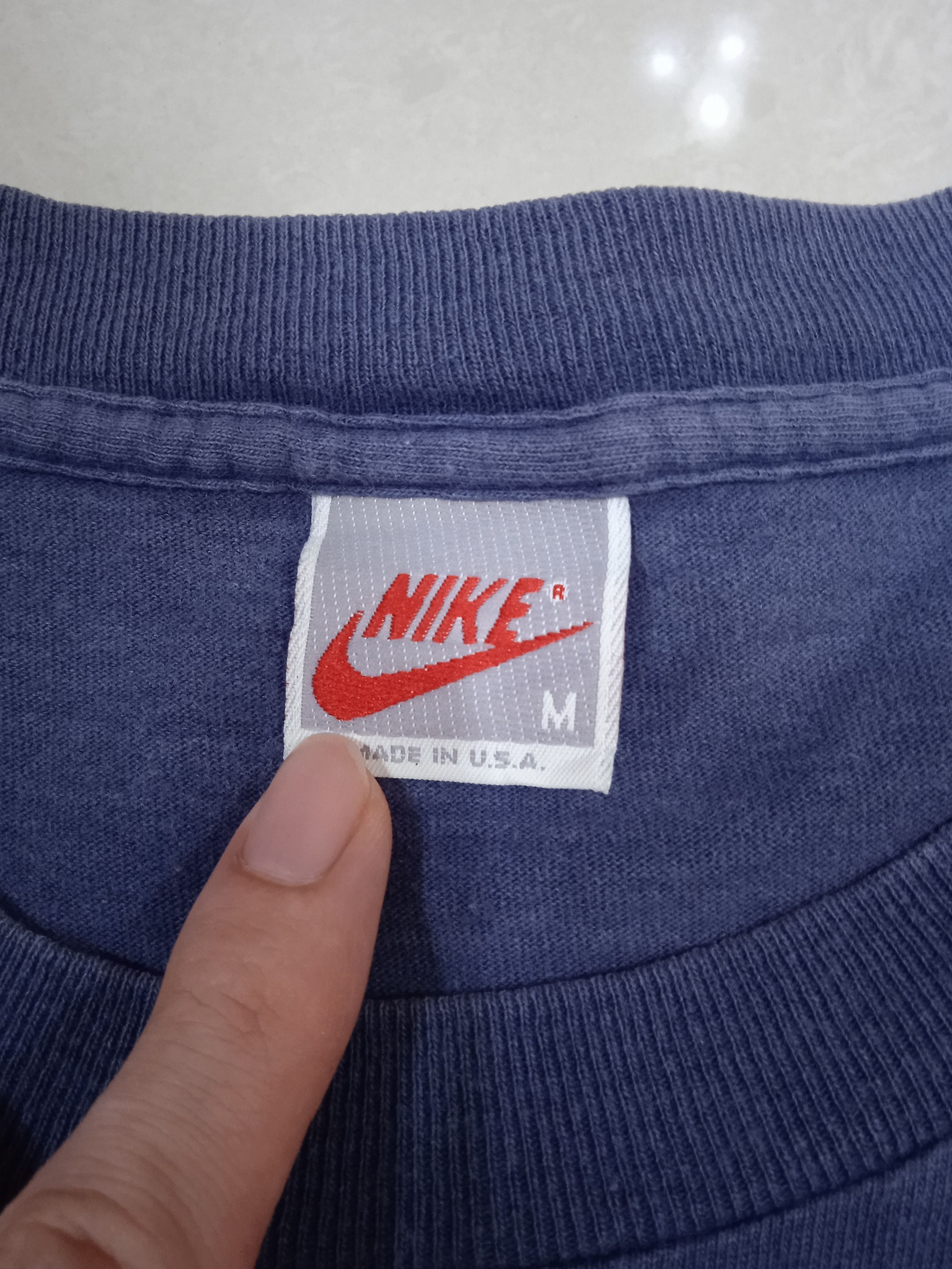 Nike Vintage 90s Nike Take a Hike T-Shirt Grey Tag Size US M / EU 48-50 / 2 - 2 Thumbnail