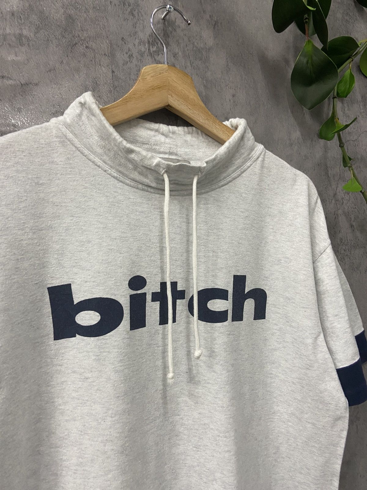 Hook-Ups × Vintage Vintage 90’s Bitch Skateboard Drawstring Tshirt Size US M / EU 48-50 / 2 - 3 Thumbnail