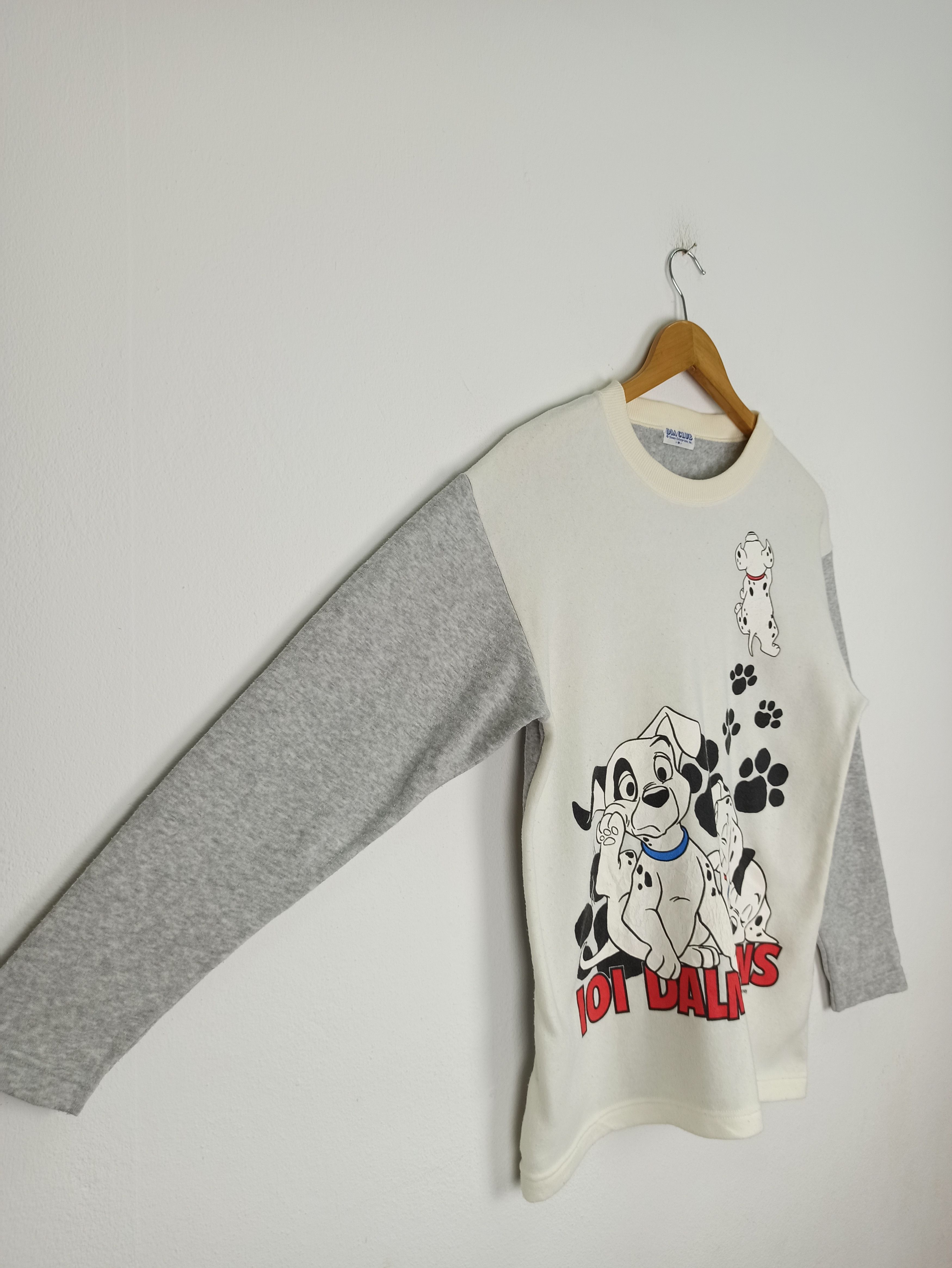 Anime Walt Disney 101 Dalmatians Sweatshirt Big Logo (c40) Size US M / EU 48-50 / 2 - 3 Thumbnail