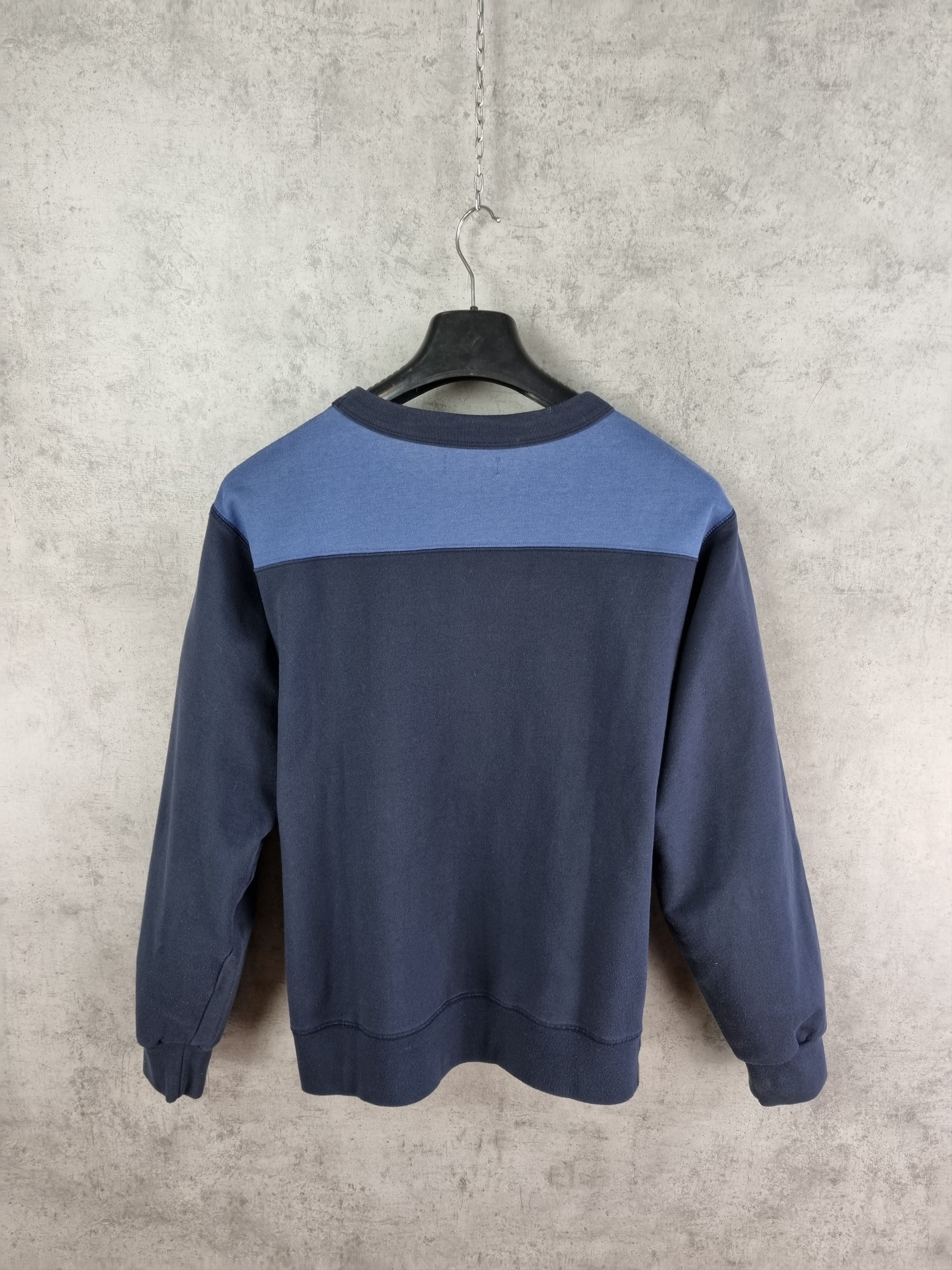 Fred Perry × Vintage 90s Fred Perry Vintage Big Logo Sweatshirt Size US M / EU 48-50 / 2 - 6 Thumbnail