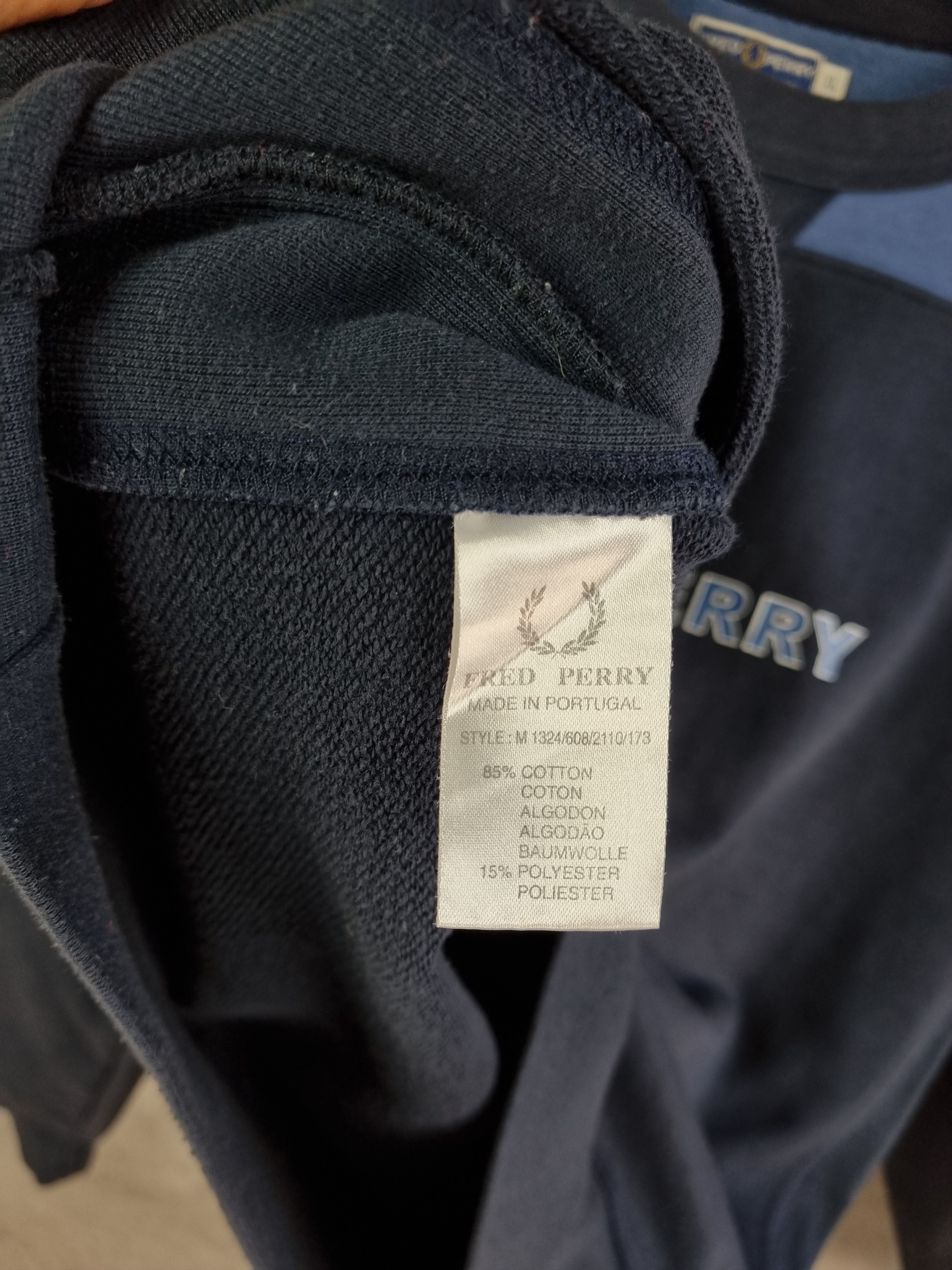 Fred Perry × Vintage 90s Fred Perry Vintage Big Logo Sweatshirt Size US M / EU 48-50 / 2 - 9 Thumbnail