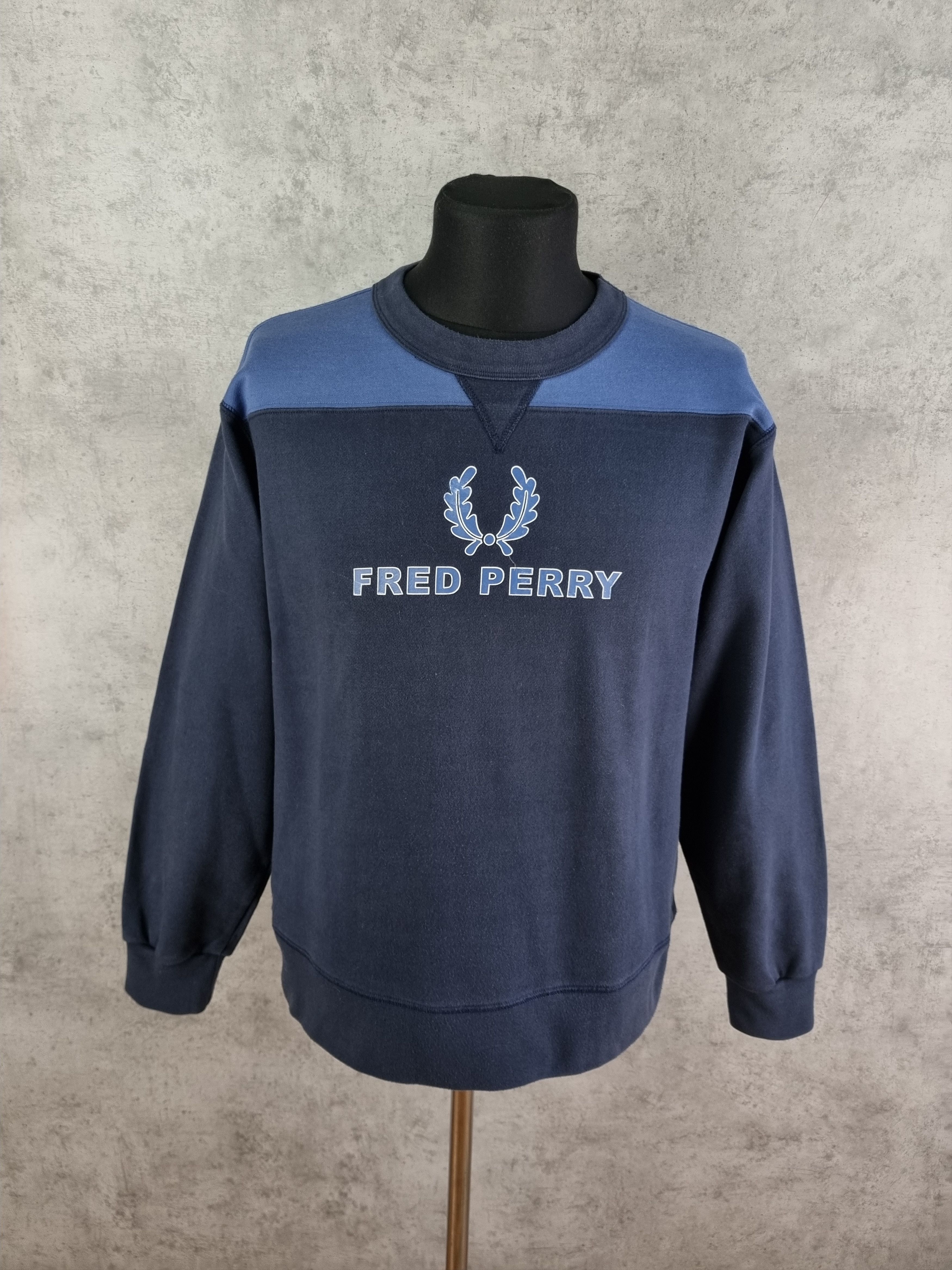 Fred Perry × Vintage 90s Fred Perry Vintage Big Logo Sweatshirt Size US M / EU 48-50 / 2 - 1 Thumbnail