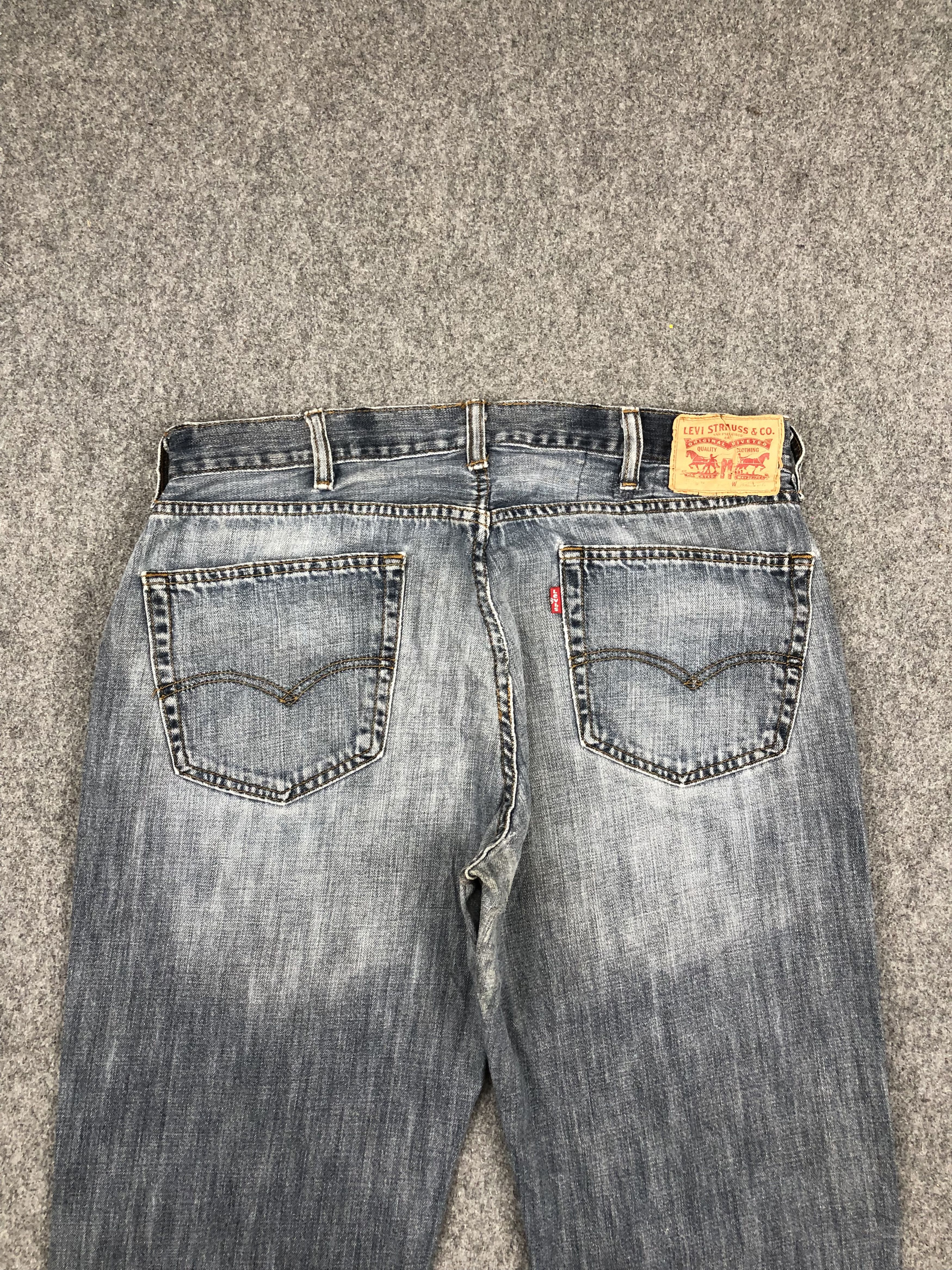 Levi's × Vintage Faded Blue Vintage Levis 559 Loose Straight Jeans DP1686 Size US 36 / EU 52 - 4 Thumbnail