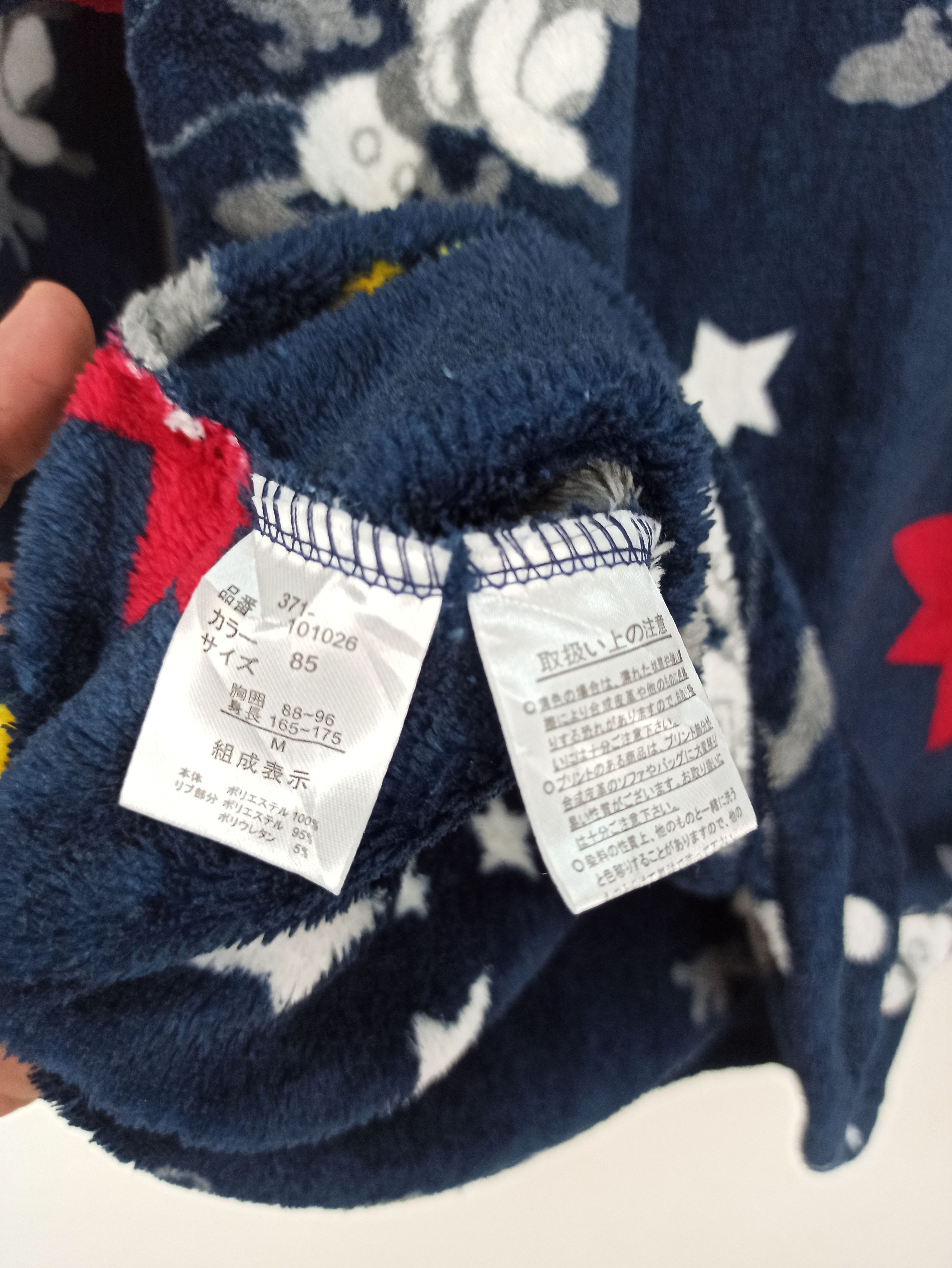 Disney 🔥STEALS🔥 Mickey Full Print Fleece Velvet Sweater Jumper Size US M / EU 48-50 / 2 - 5 Thumbnail