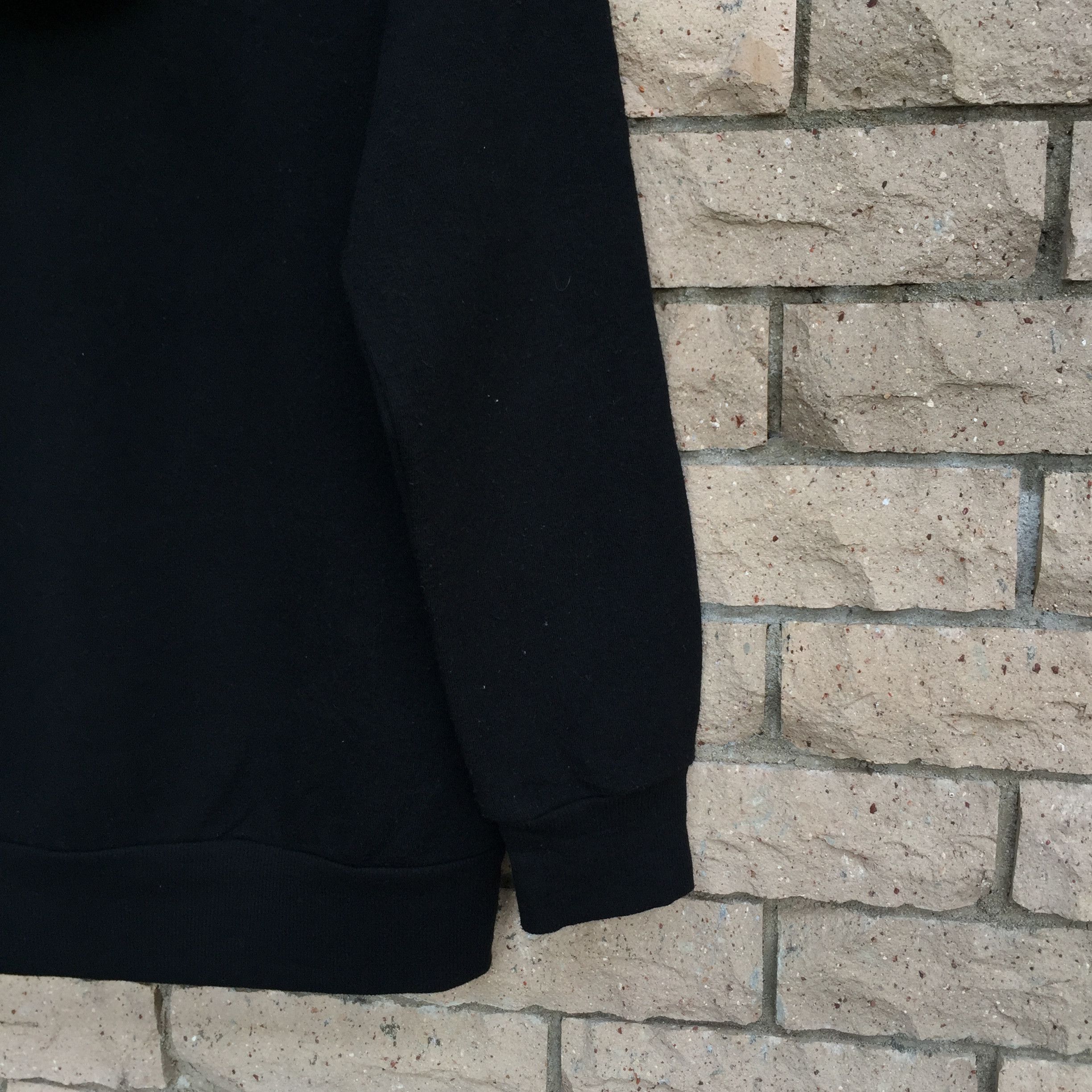 MINNIE MOUSE hoodie spell out big design.. disney brand..