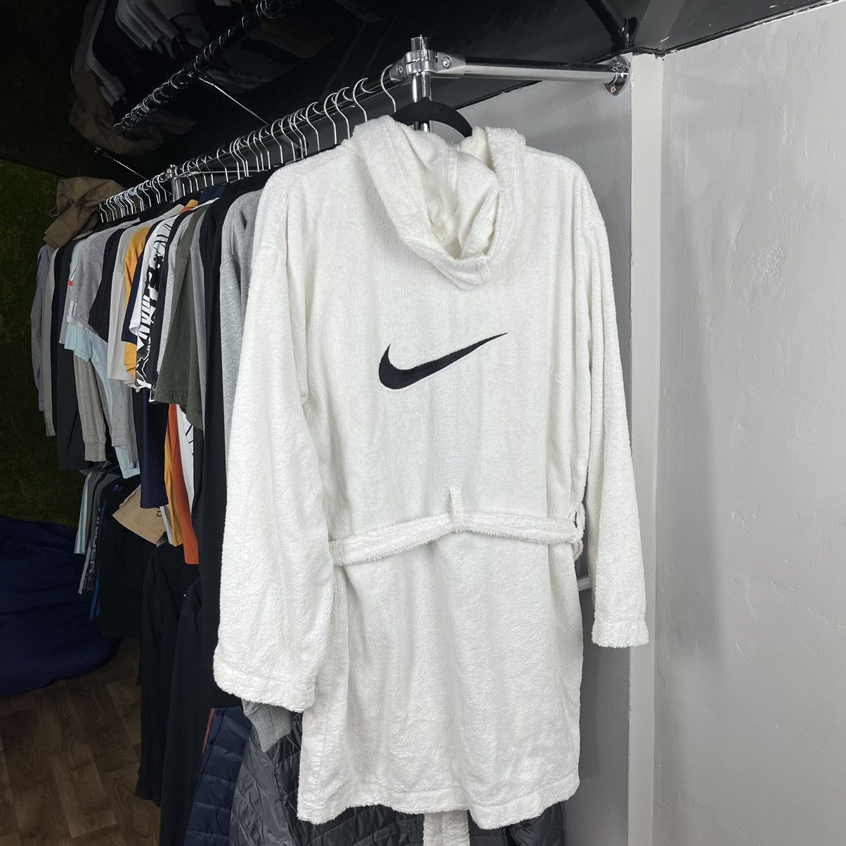 nike dressing