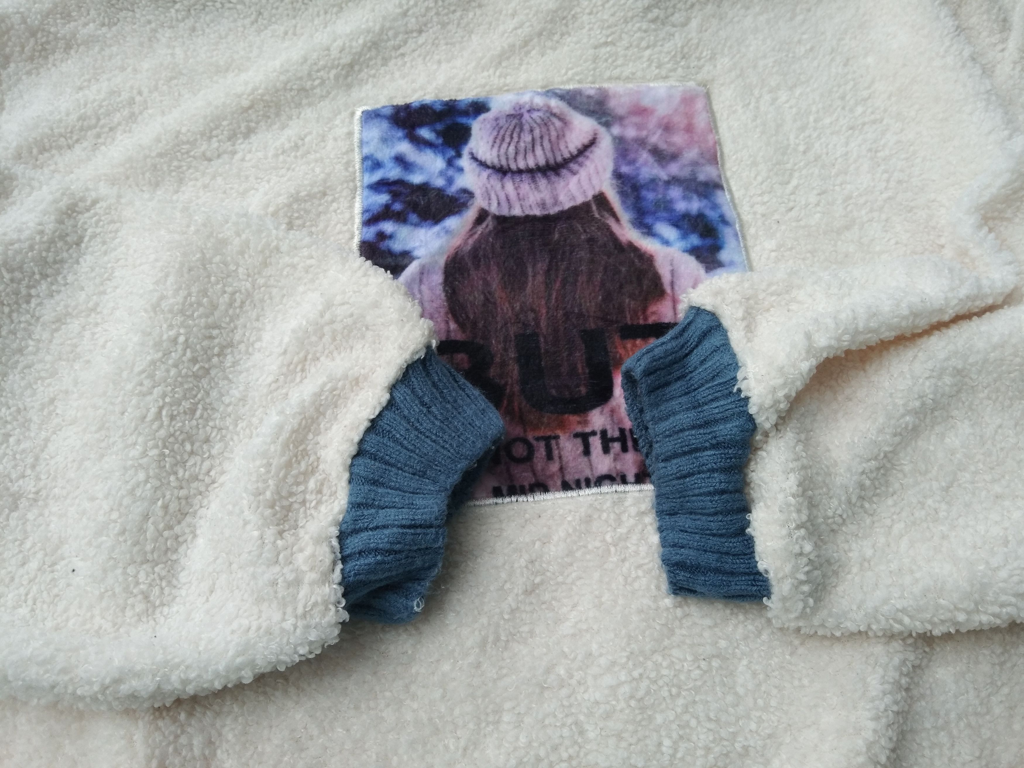 Aran Isles Knitwear × Japanese Brand WOMEN'S FLUFFY YARN FLEECE CREWNECK SWEATER Size S / US 4 / IT 40 - 4 Thumbnail