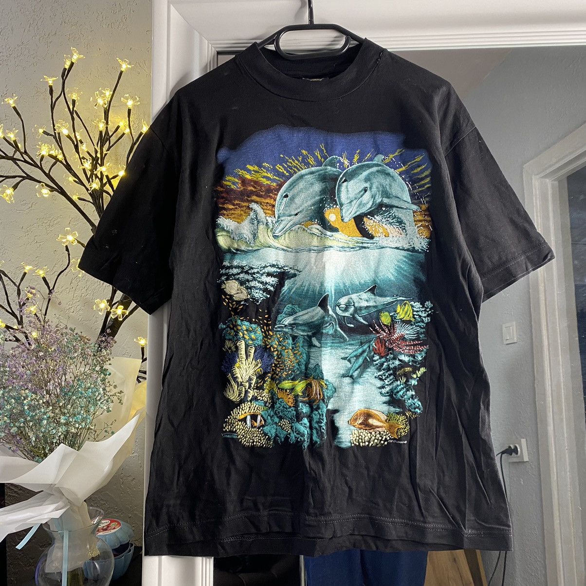Other VINTAGE 90s DOLPHINS ANIMALS 3D MULTICOLOUR BOXY T SHIRT Size US M / EU 48-50 / 2 - 1 Thumbnail