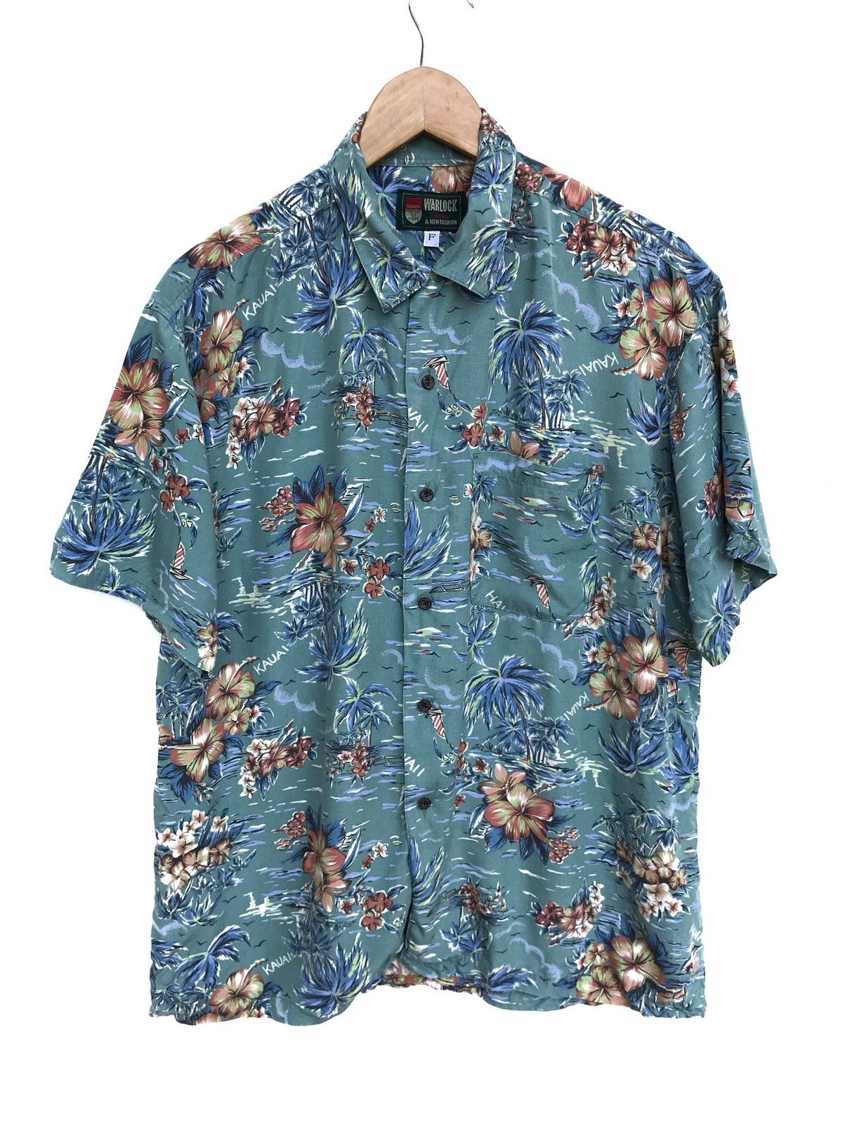 Other Vintage Warlork 100% Rayon Hawaiian Button Shirts Size US L / EU 52-54 / 3 - 1 Thumbnail