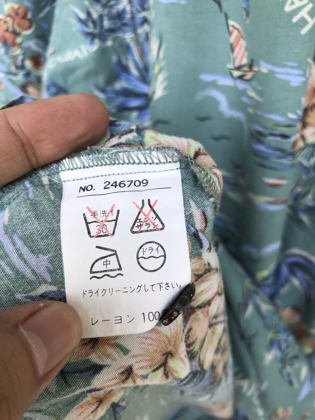Other Vintage Warlork 100% Rayon Hawaiian Button Shirts Size US L / EU 52-54 / 3 - 7 Thumbnail